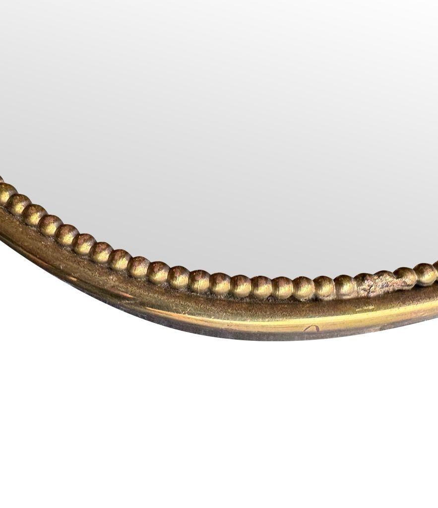 Un original espejo italiano de los años 50 con marco de latón, con detalles de cuentas en venta 1