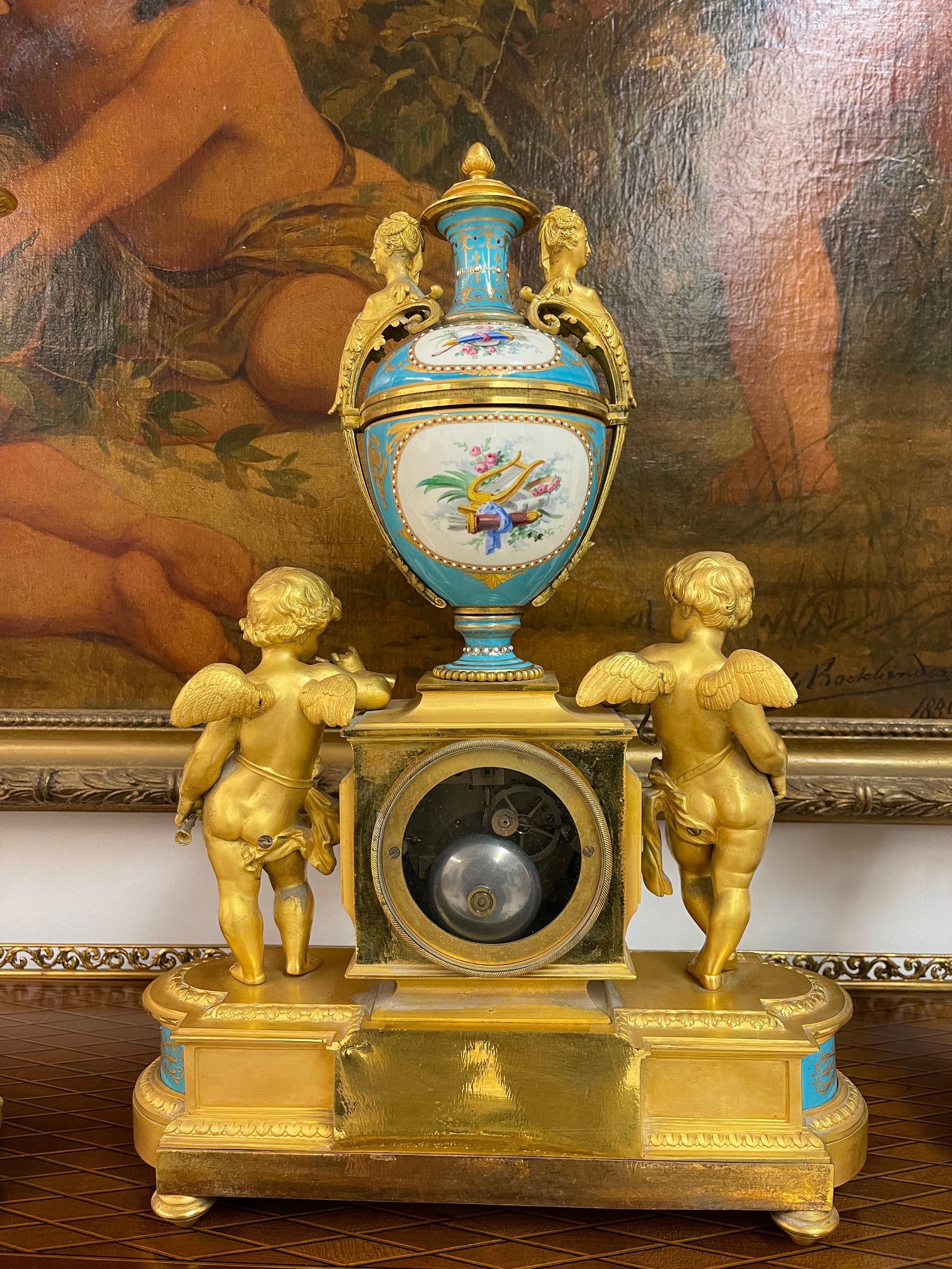 An Ormolu-Mounted Sevres Style Porcelain 'JEWELED' Turquoise-Ground Clock Set For Sale 1