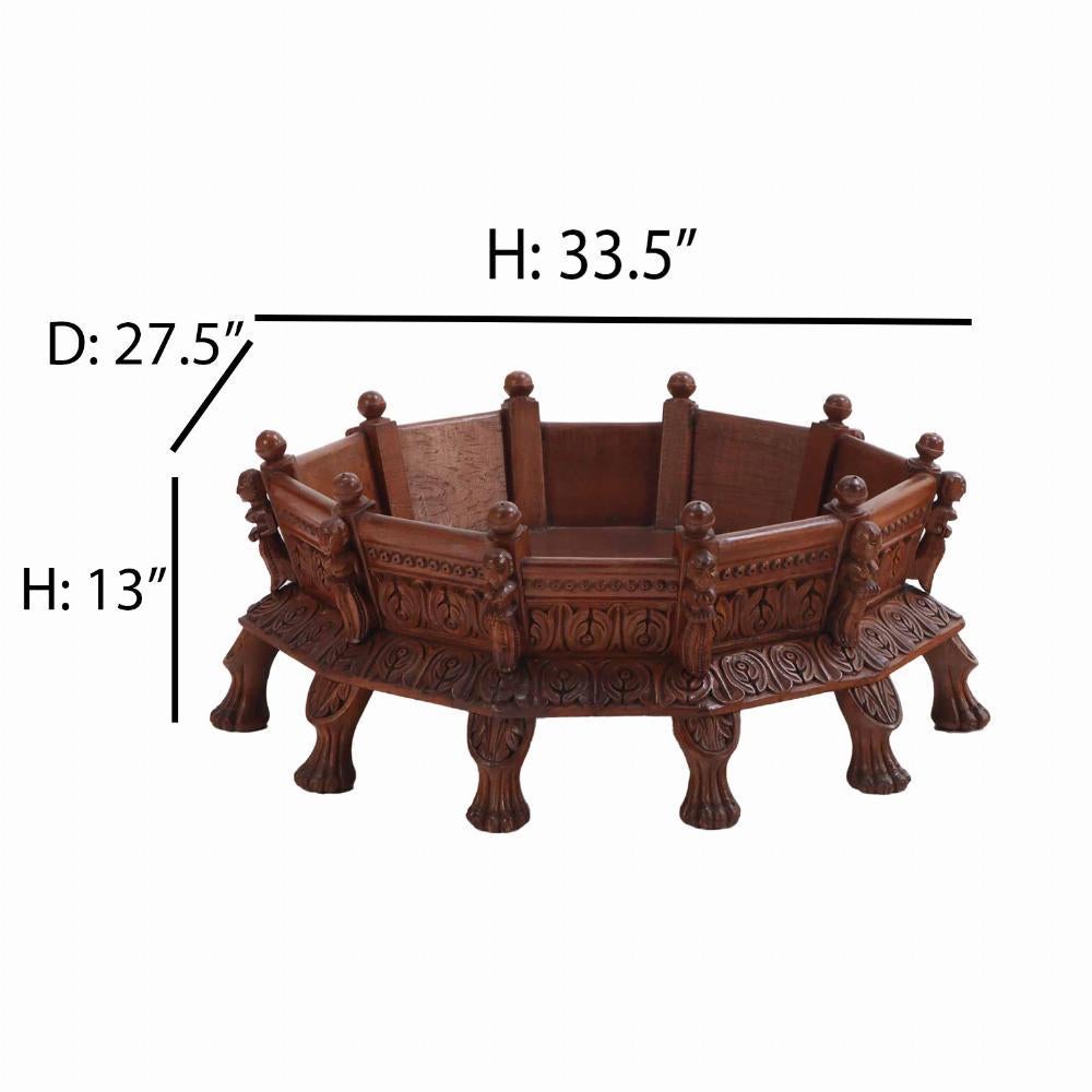 Sculpté Lit pour animaux de compagnie en bois dur sculpté et orné d'une figure. A.C.I.C. en vente
