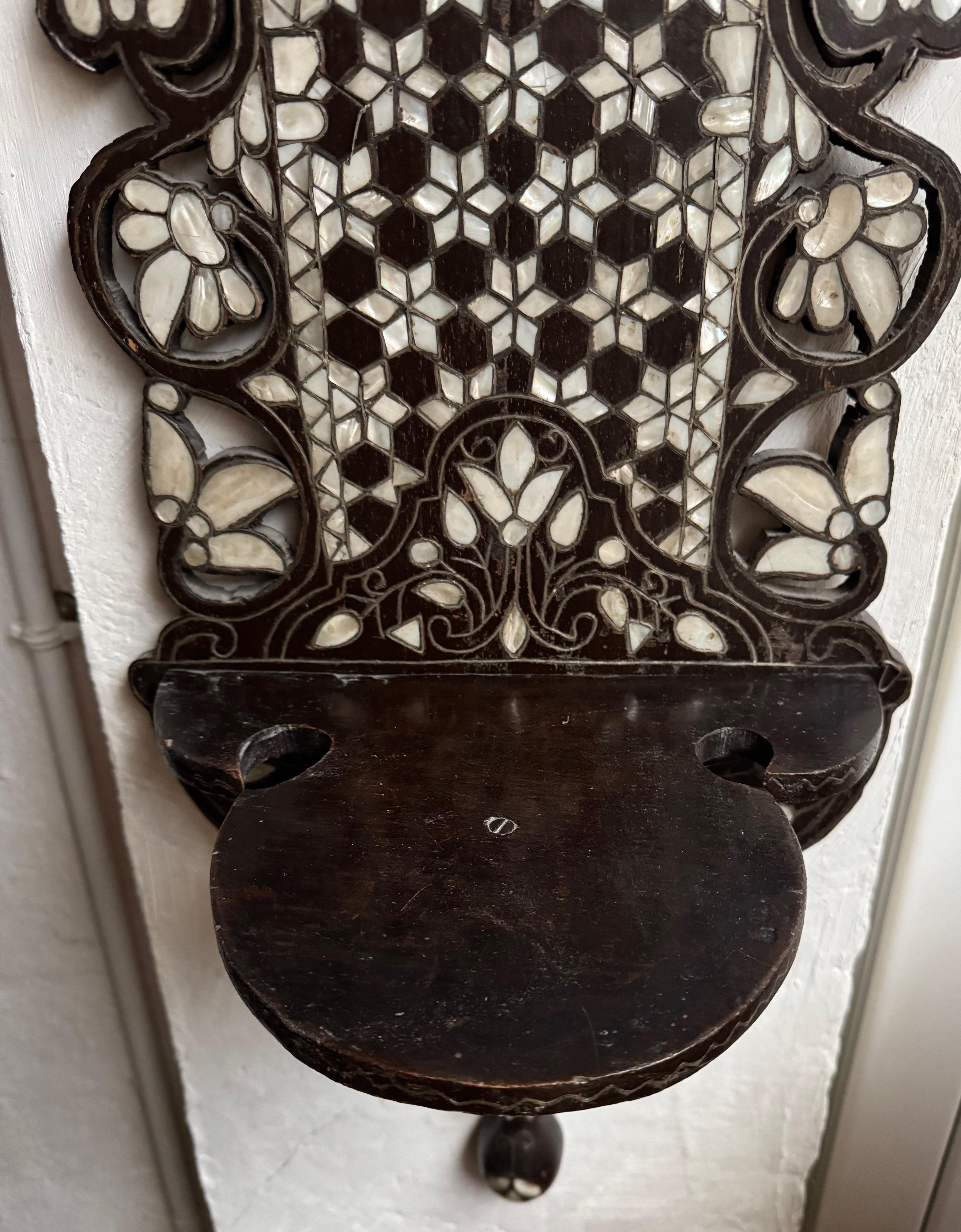 Turc Un porte-turban ou Kavukluk ottoman. en vente