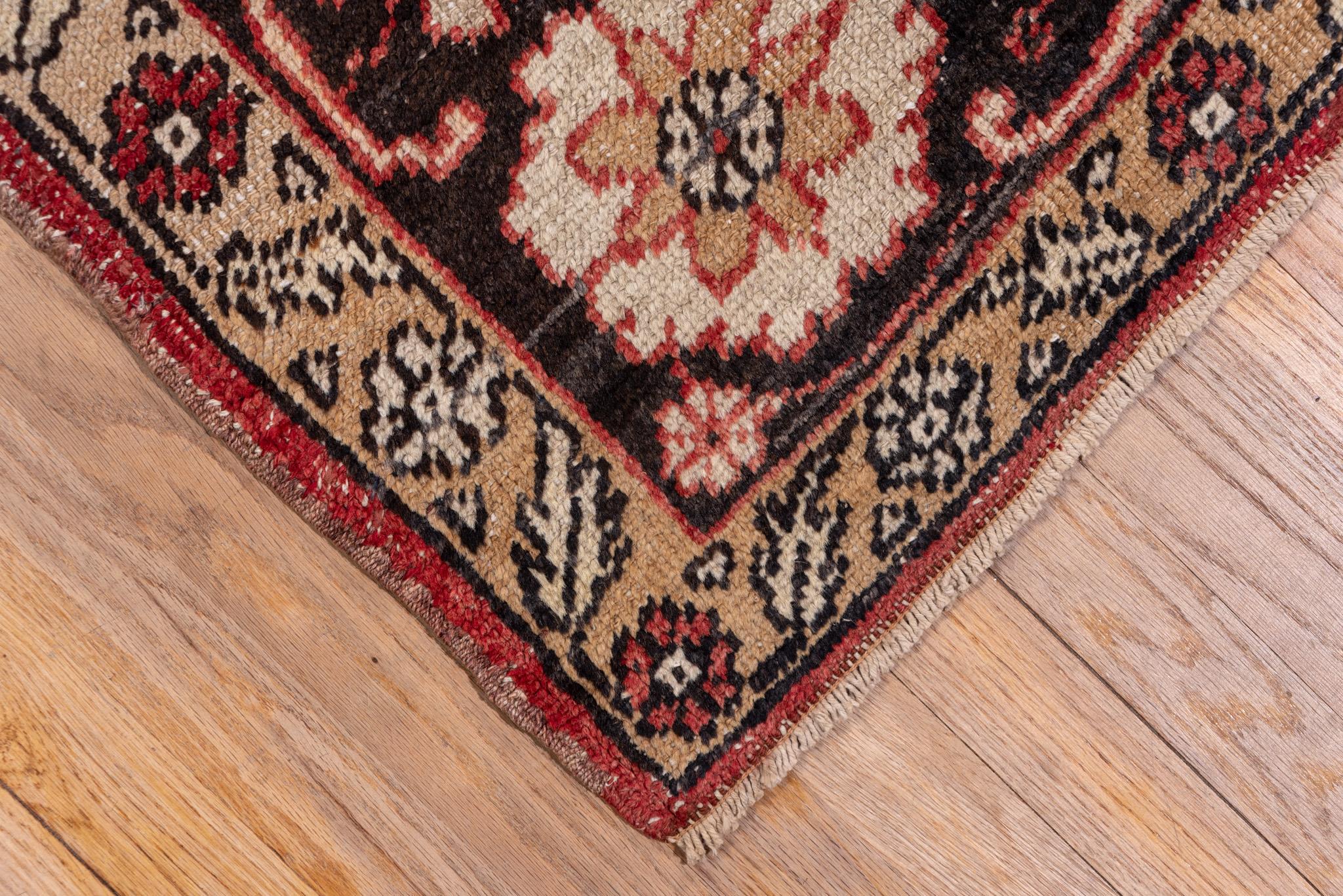 Hand-Knotted An Oushak Rug circa 1930. For Sale
