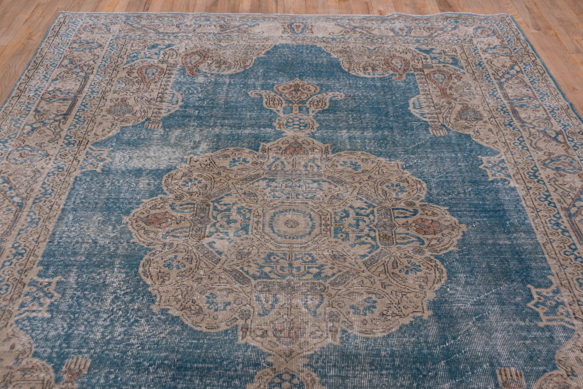 Hand-Knotted An Oushak Rug circa 1940. For Sale