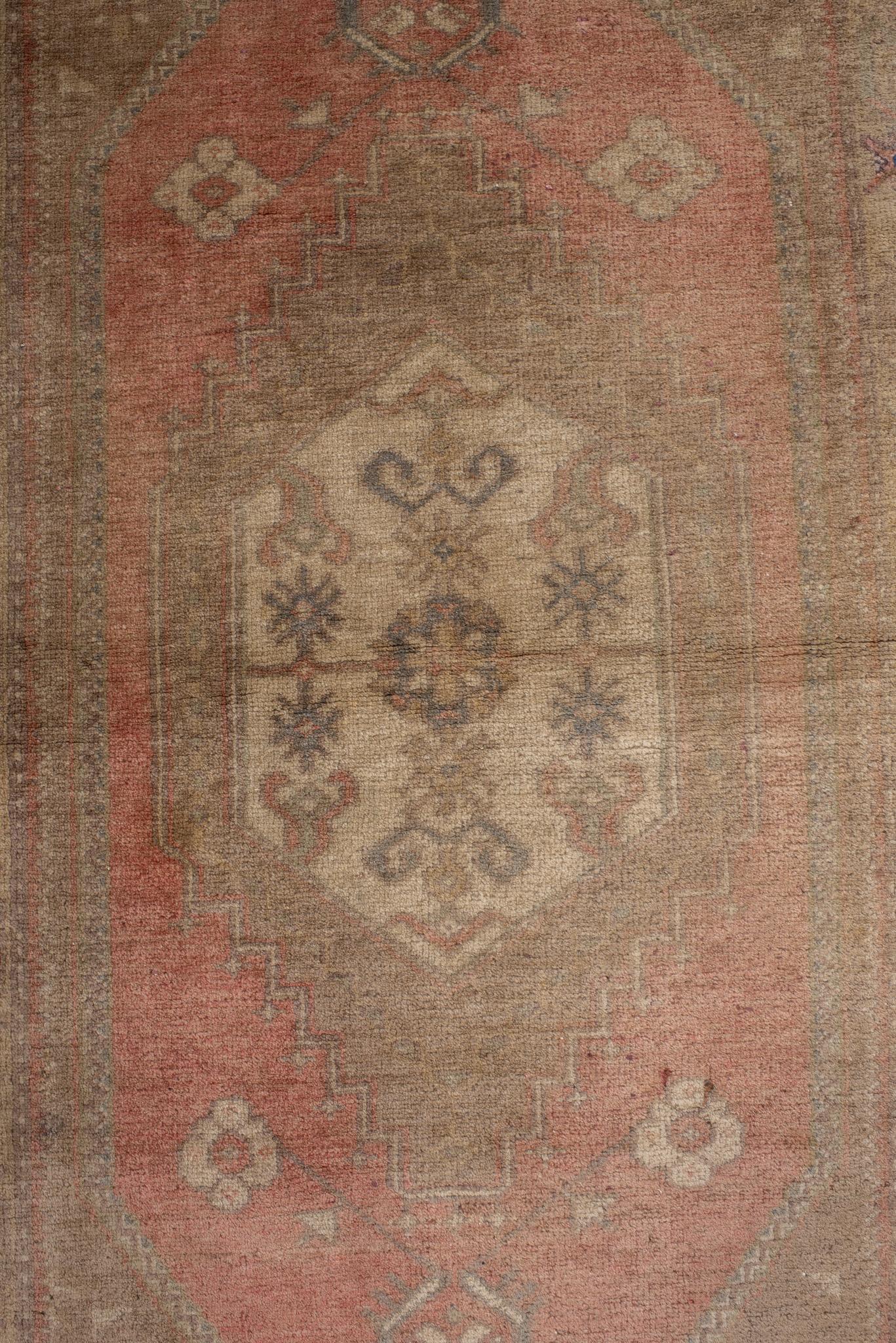 Hand-Knotted An Oushak Rug circa 1940. For Sale