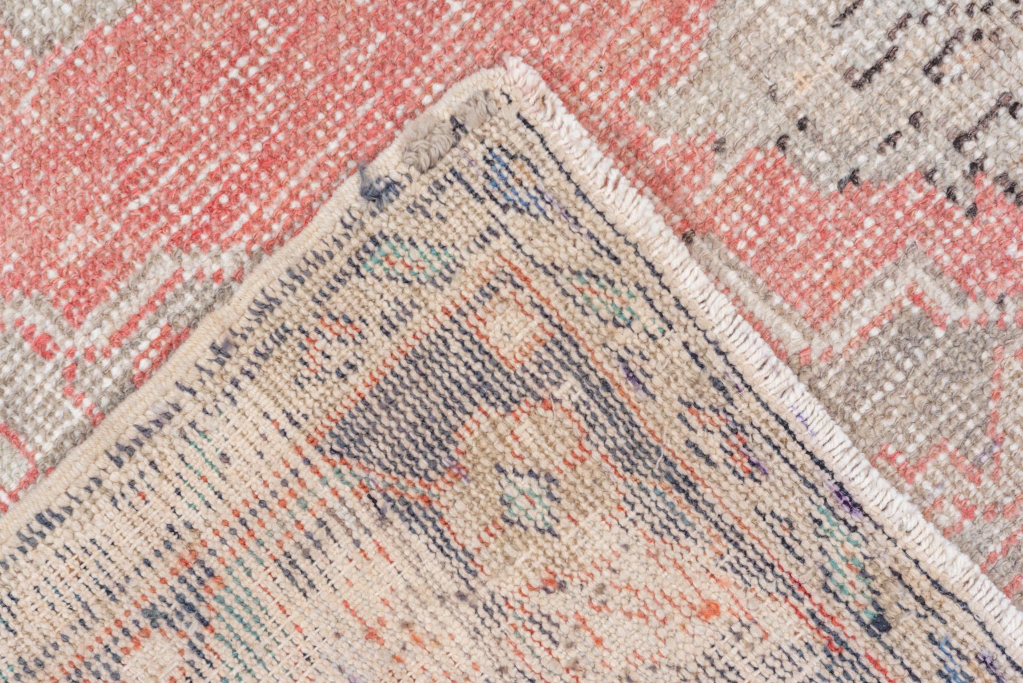 Ein Oushak-Teppich um 1940 (Wolle) im Angebot