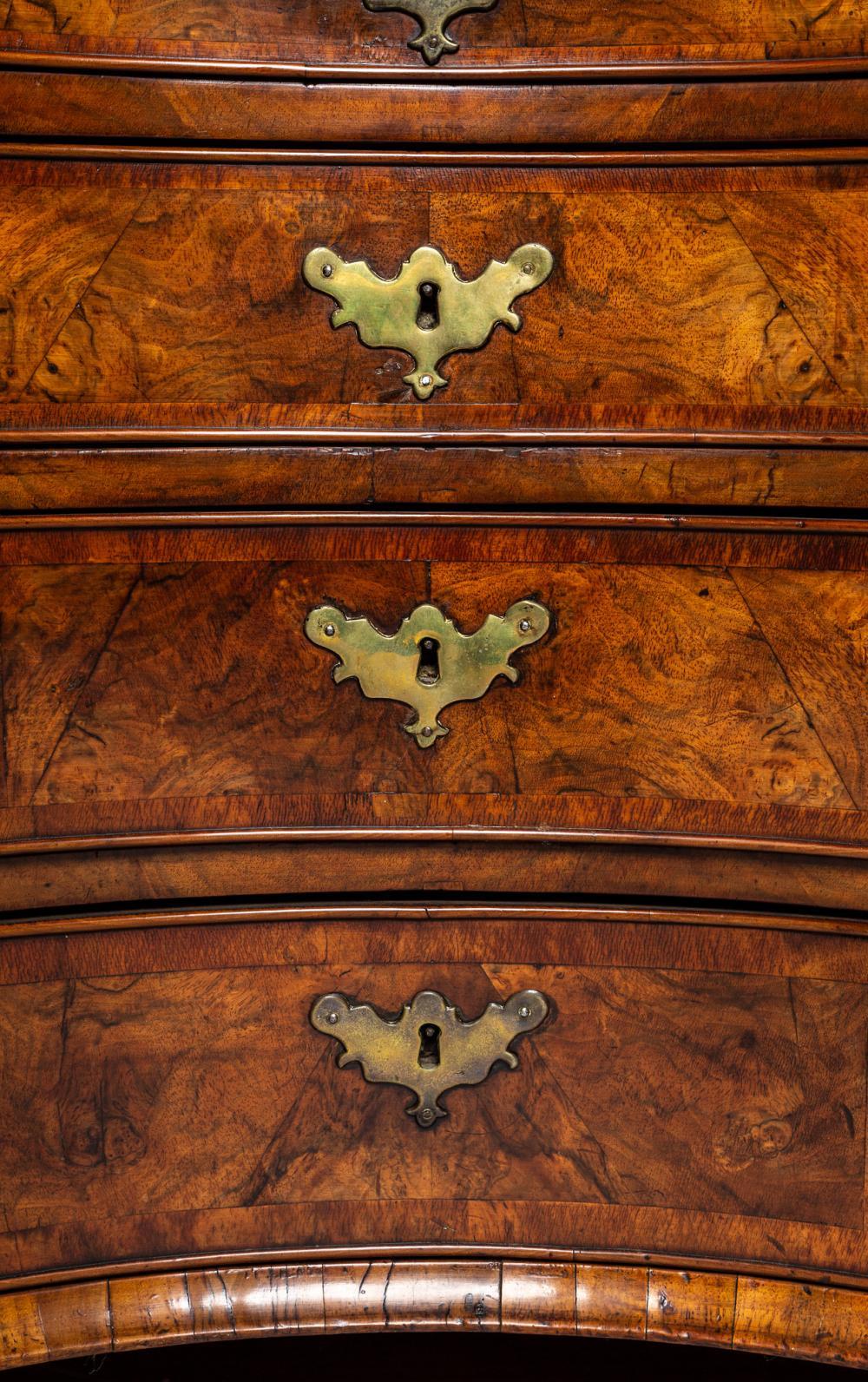 An Oustanding Rare Walnut Bureau Cabinet, Dresden Region, German, Circa 1750 In Good Condition In ARMADALE, VIC