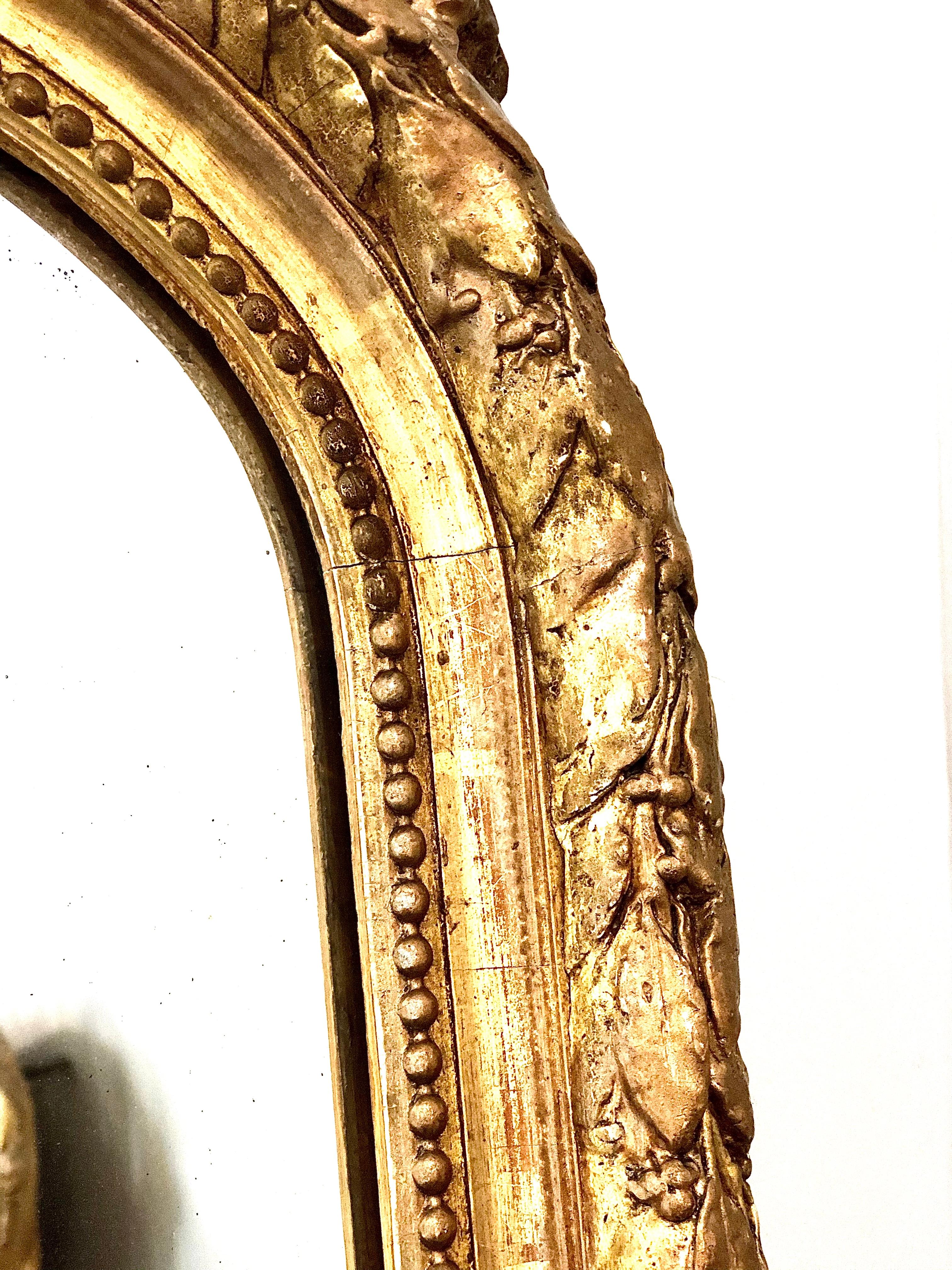 19. Jahrhundert Grand Louis XVI Stil vergoldeter Spiegel (Vergoldet) im Angebot