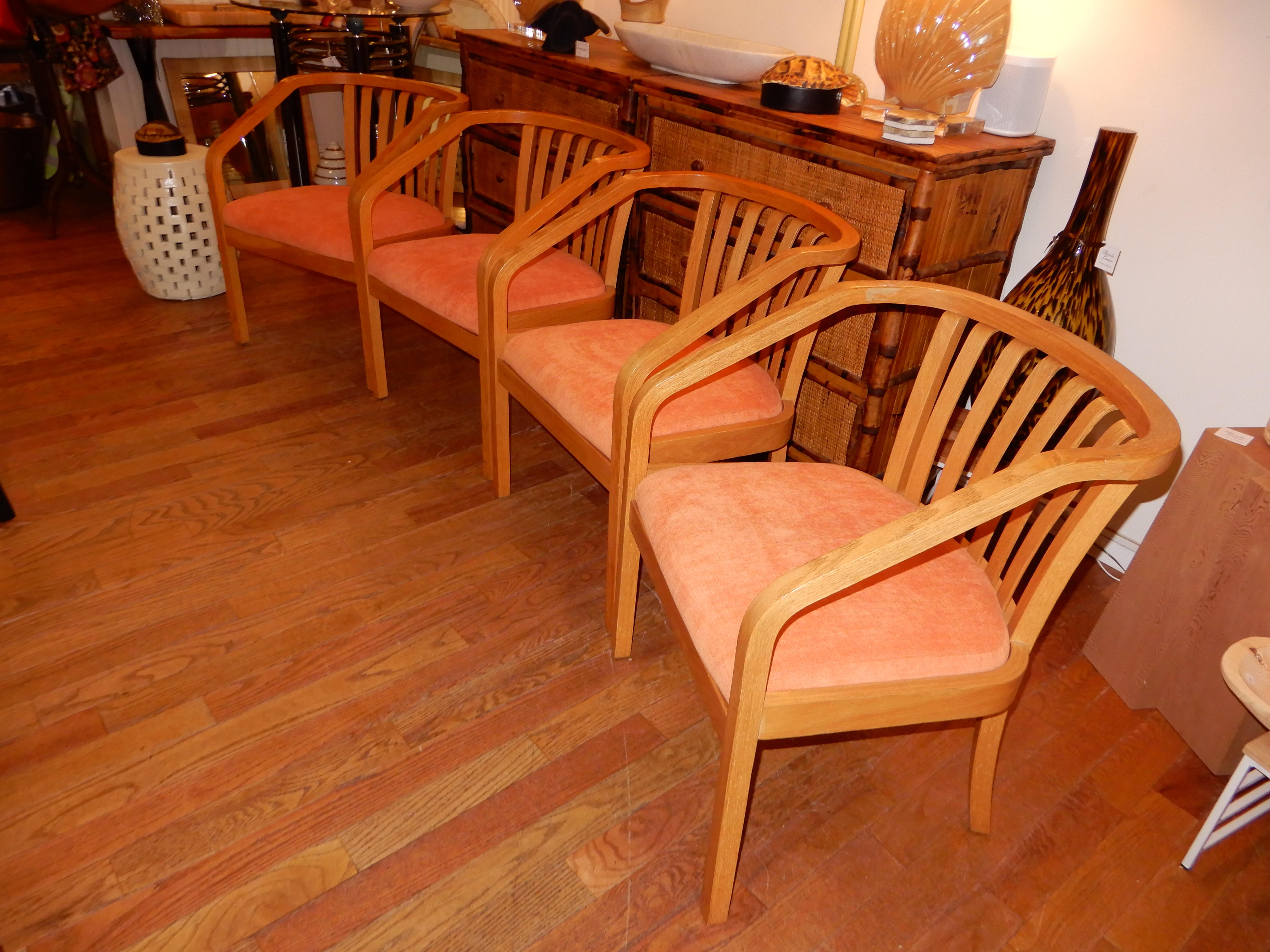 Remarquable  Paire  Chaises modernes danoises fabriquées à la main, c1980s Deux ensembles disponibles. en vente 5