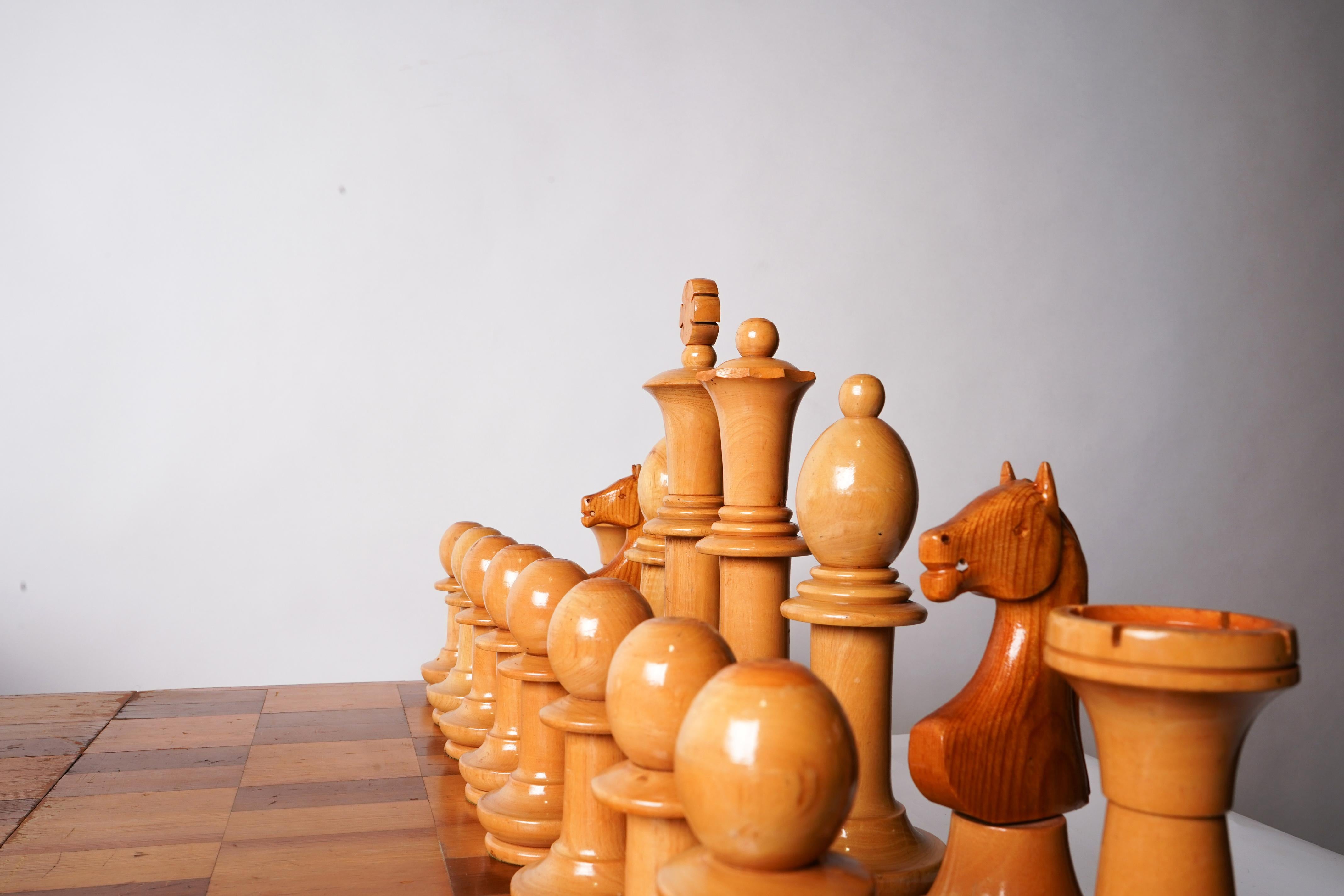 Oversize Chess Set in Lacquered Wood 1
