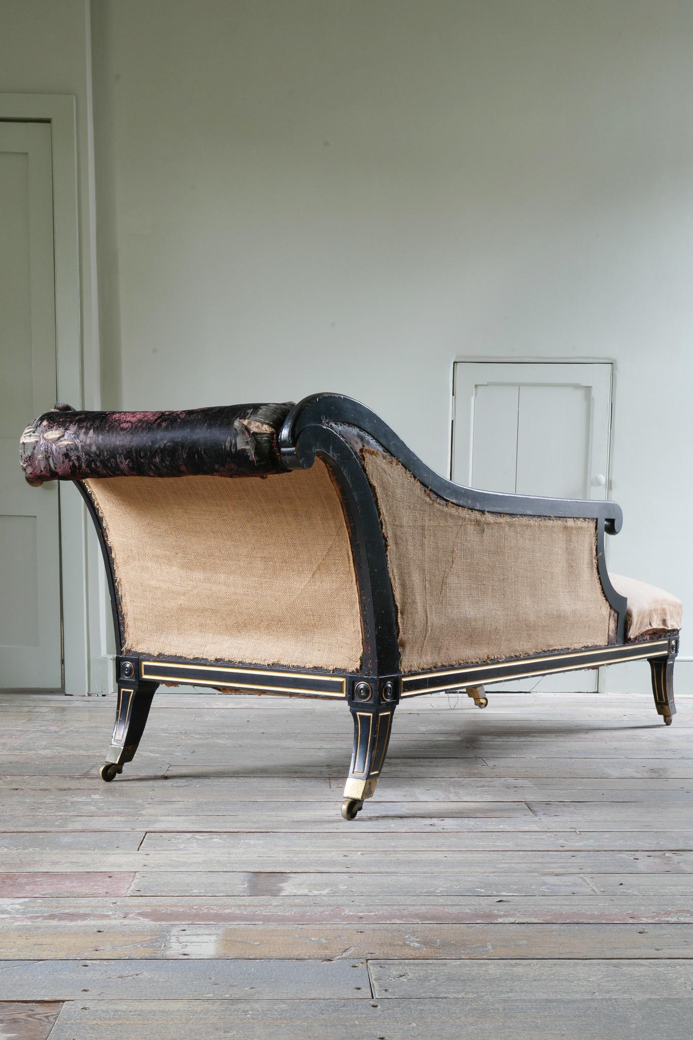 Una chaise longue di Owen Jones in vendita 13