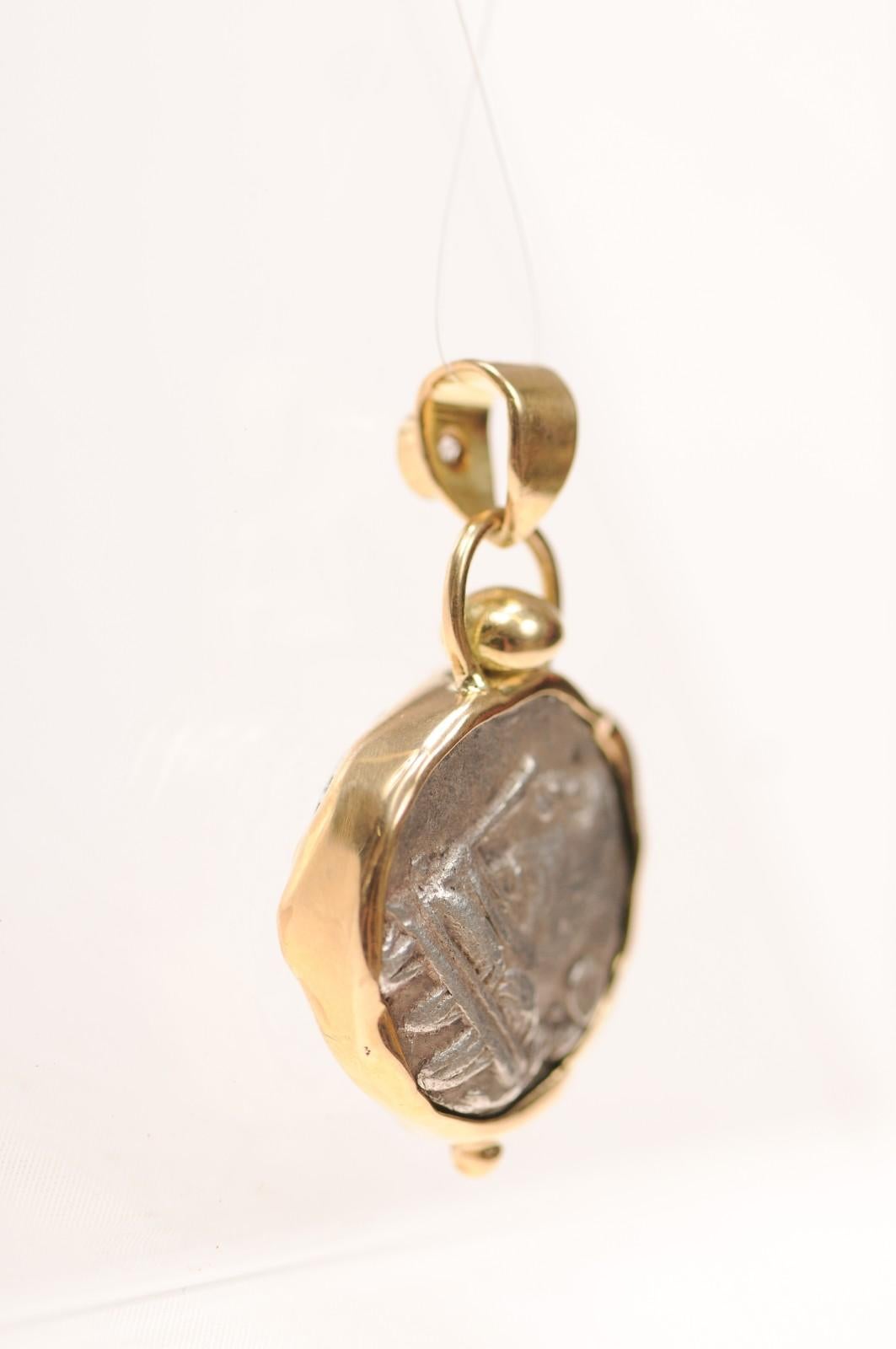 An Owl [coin] Pendant with Round Diamond in 18 karat gold For Sale 4