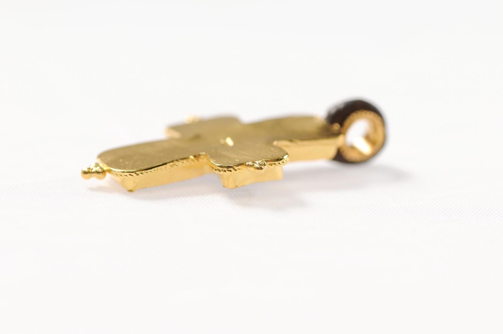Croix byzantine en or 21 carats (pendentif uniquement) Unisexe en vente