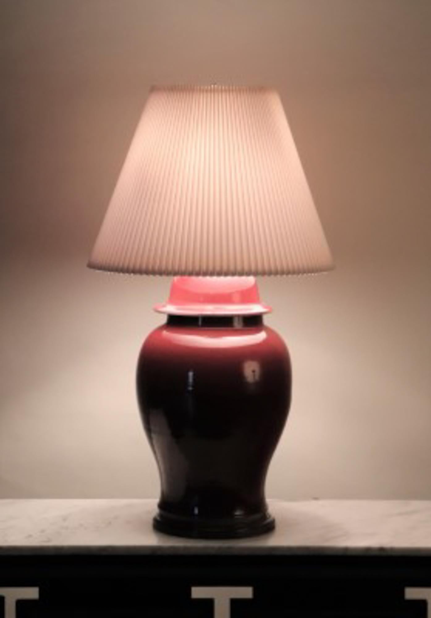 Late 20th Century Oxblood Vase Table Lamp on Wooden Base, circa 1970s For Sale