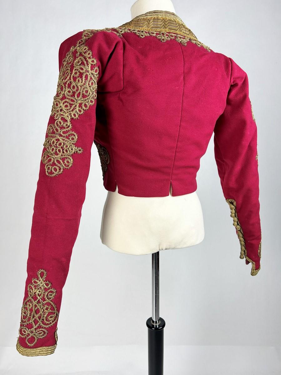 An Turkish wool felt jacket with gold trimmings - Ottoman Empire Circa 1850-1890 For Sale 3