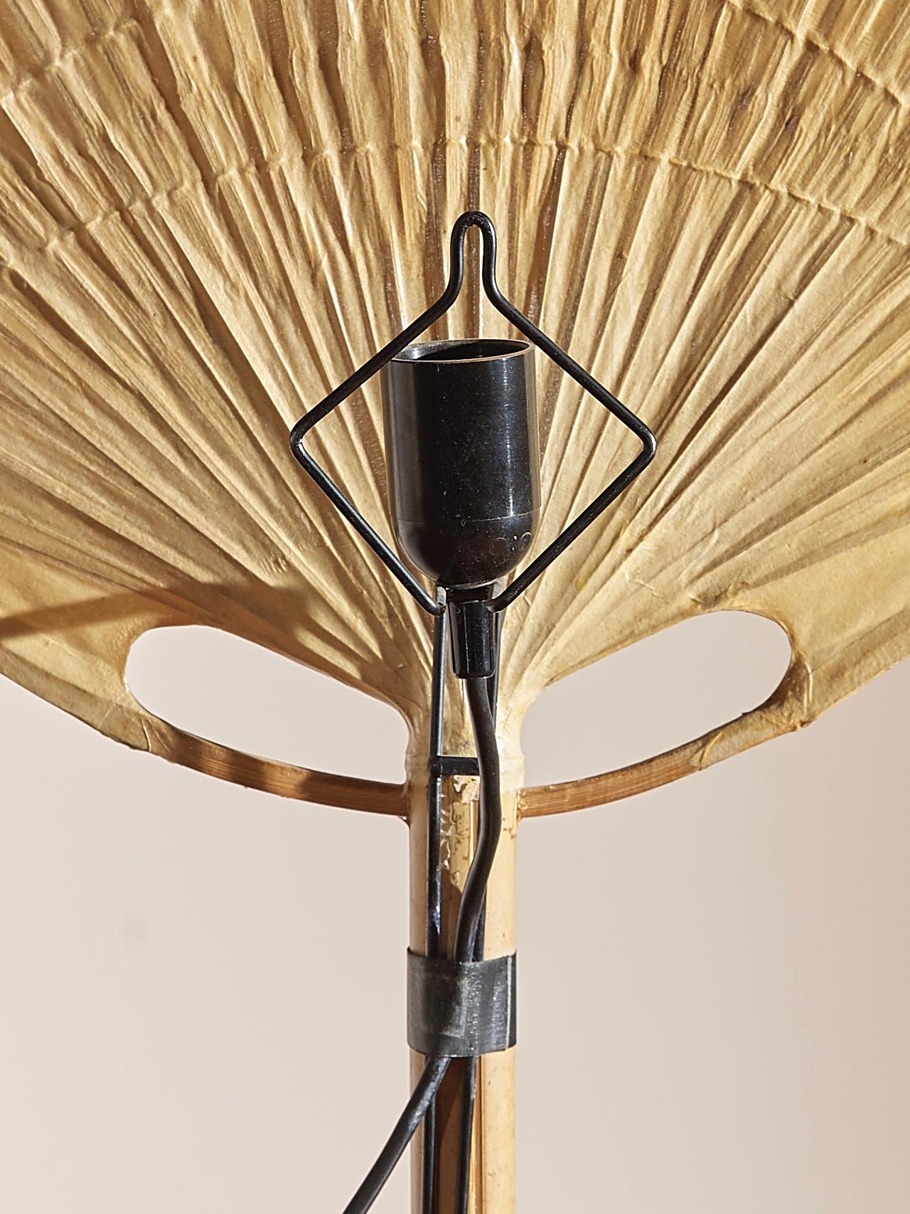 ‘Uchiwa’ Table Lamp by Ingo Maurer for M Design, Germany, 1977 In Good Condition In Chiavari, Liguria