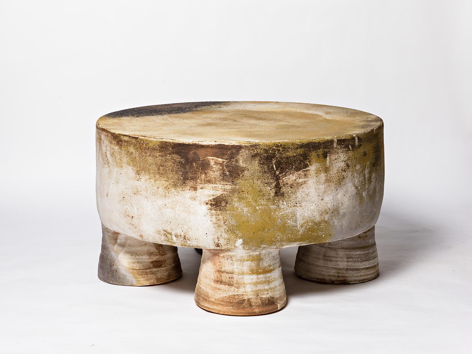 An exceptionnal ceramic coffee table by Mia Jensen.
Wood firing.
Kaolin engobe.
Signed at the base 