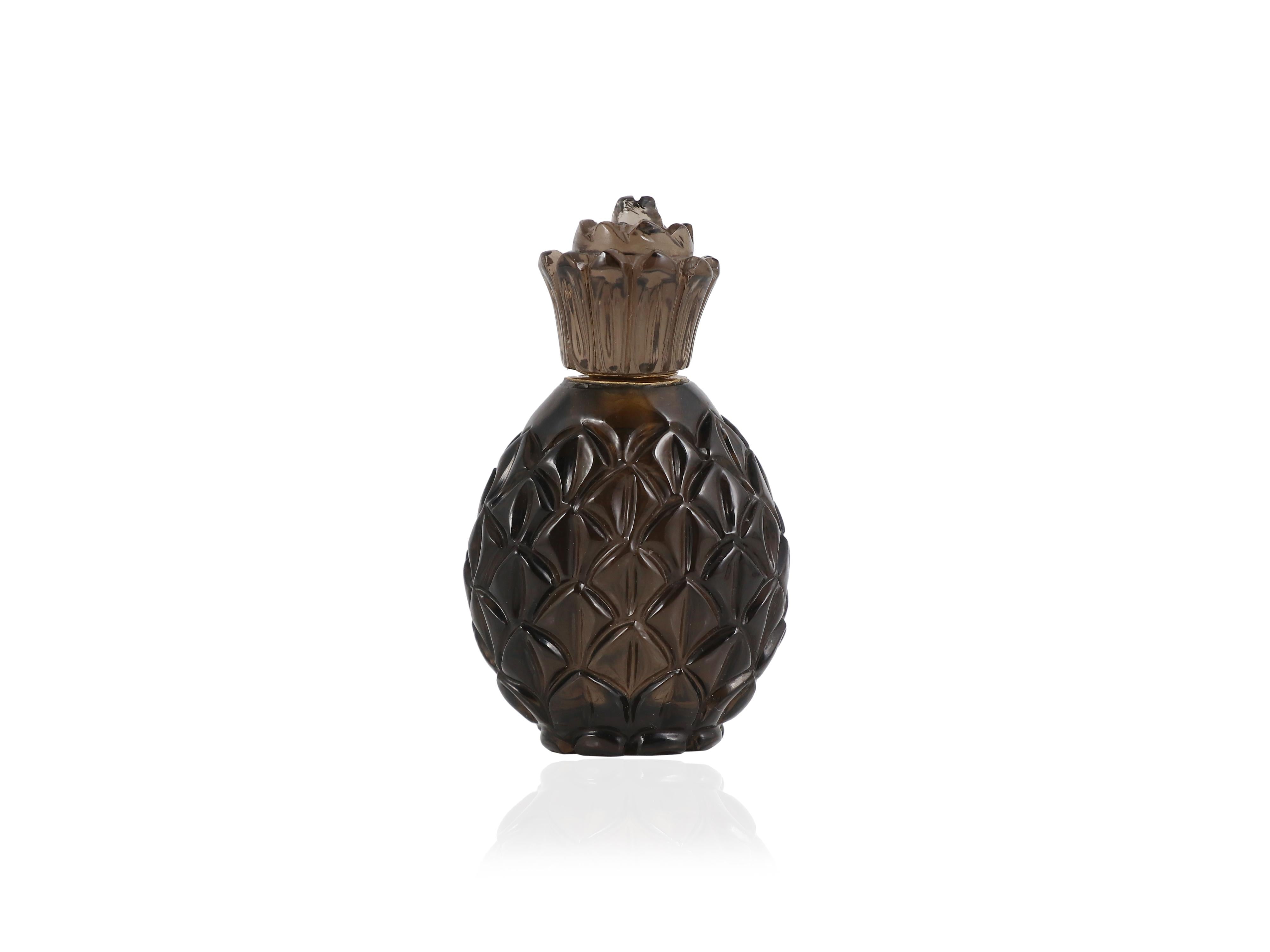An unparalleled collection of 8 gemstone perfume bottle  Snuff / Itar bottles For Sale 10