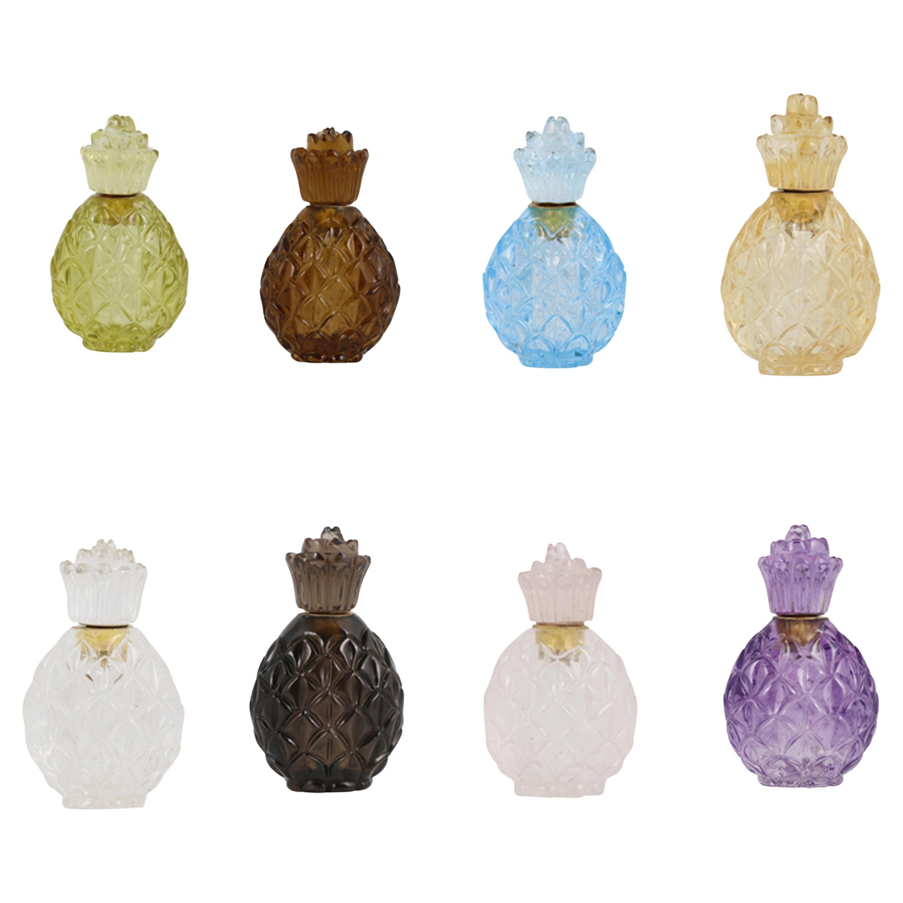 Una colección sin igual de 8 frascos de perfume con piedras preciosas  Botellas de rapé / Itar