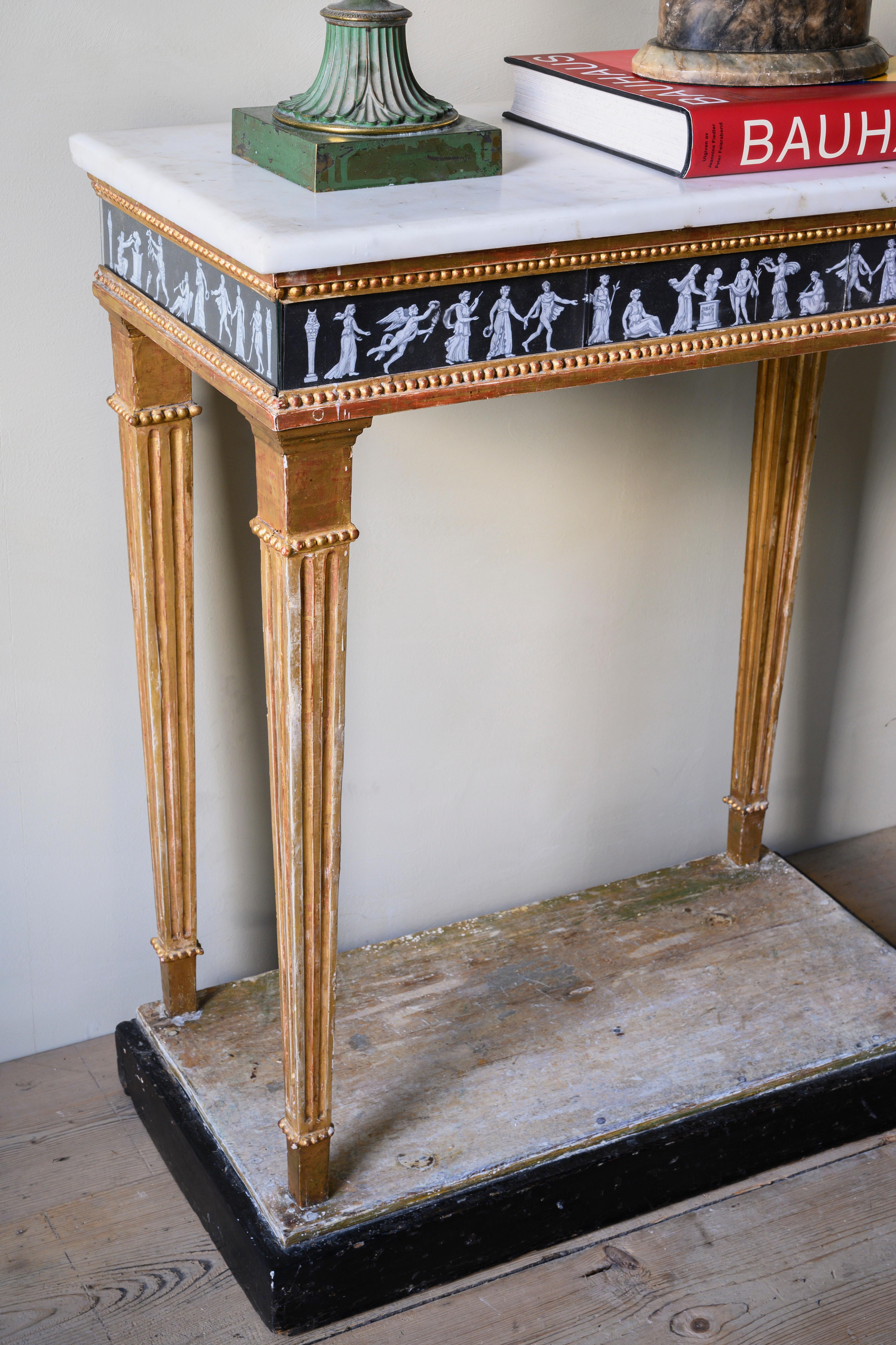 Gustavien Table console gustavienne inhabituelle du 19ème siècle en vente