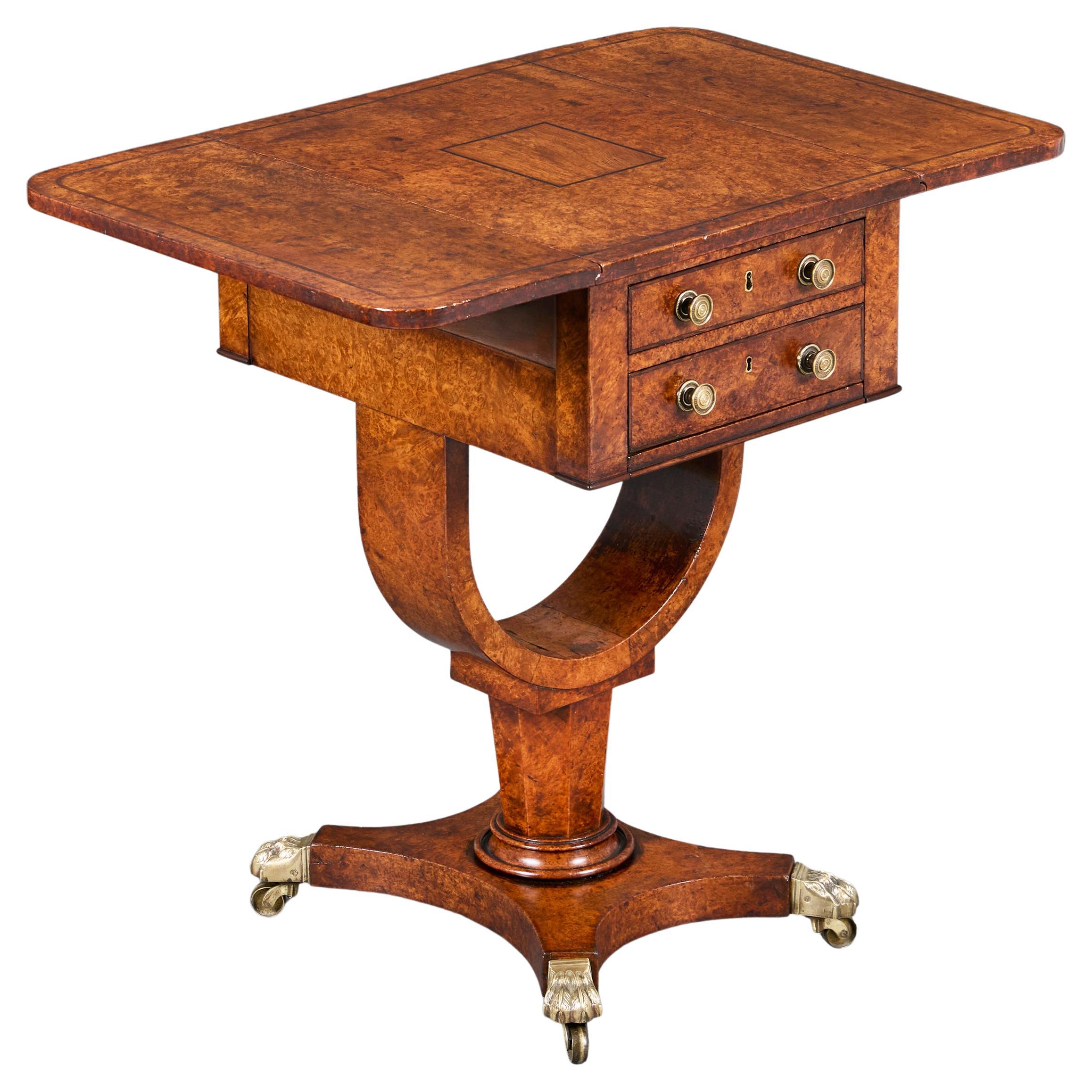 Table d'appoint inhabituelle en Oak Oak Pollard du 19ème siècle en vente