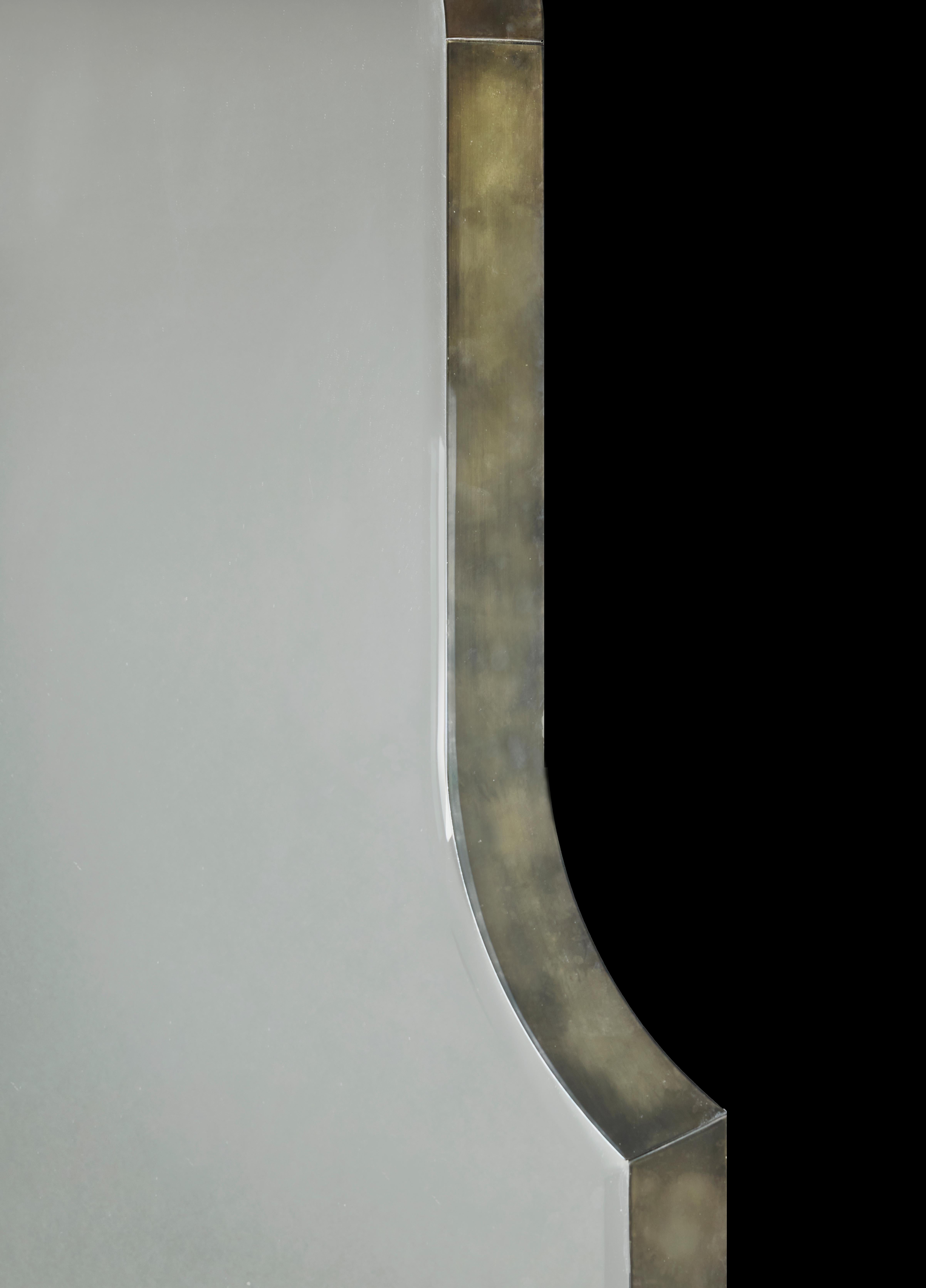 20ième siècle Miroir à bordure en verre Art déco italien inhabituel du 20ème siècle en vente