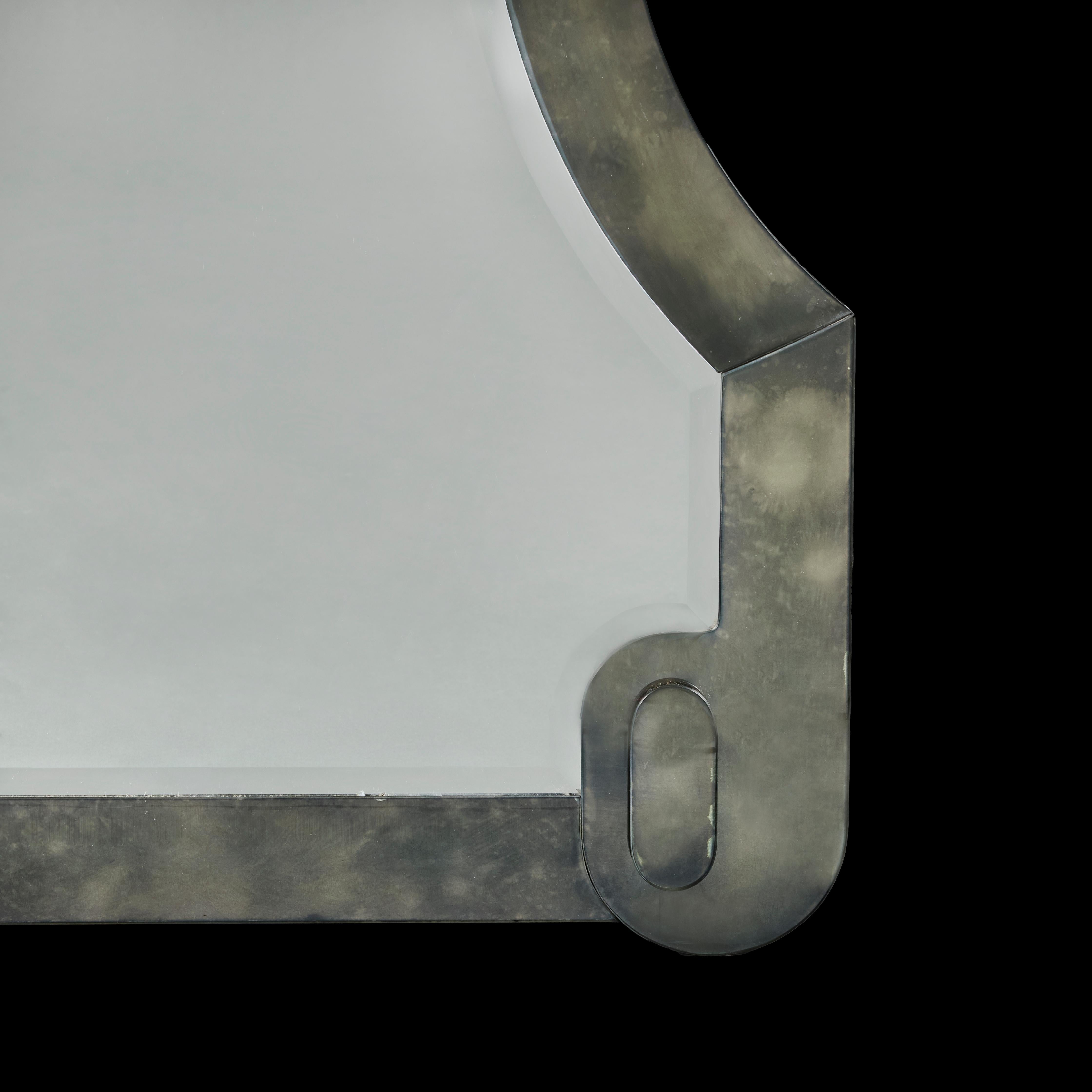 Verre Miroir à bordure en verre Art déco italien inhabituel du 20ème siècle en vente