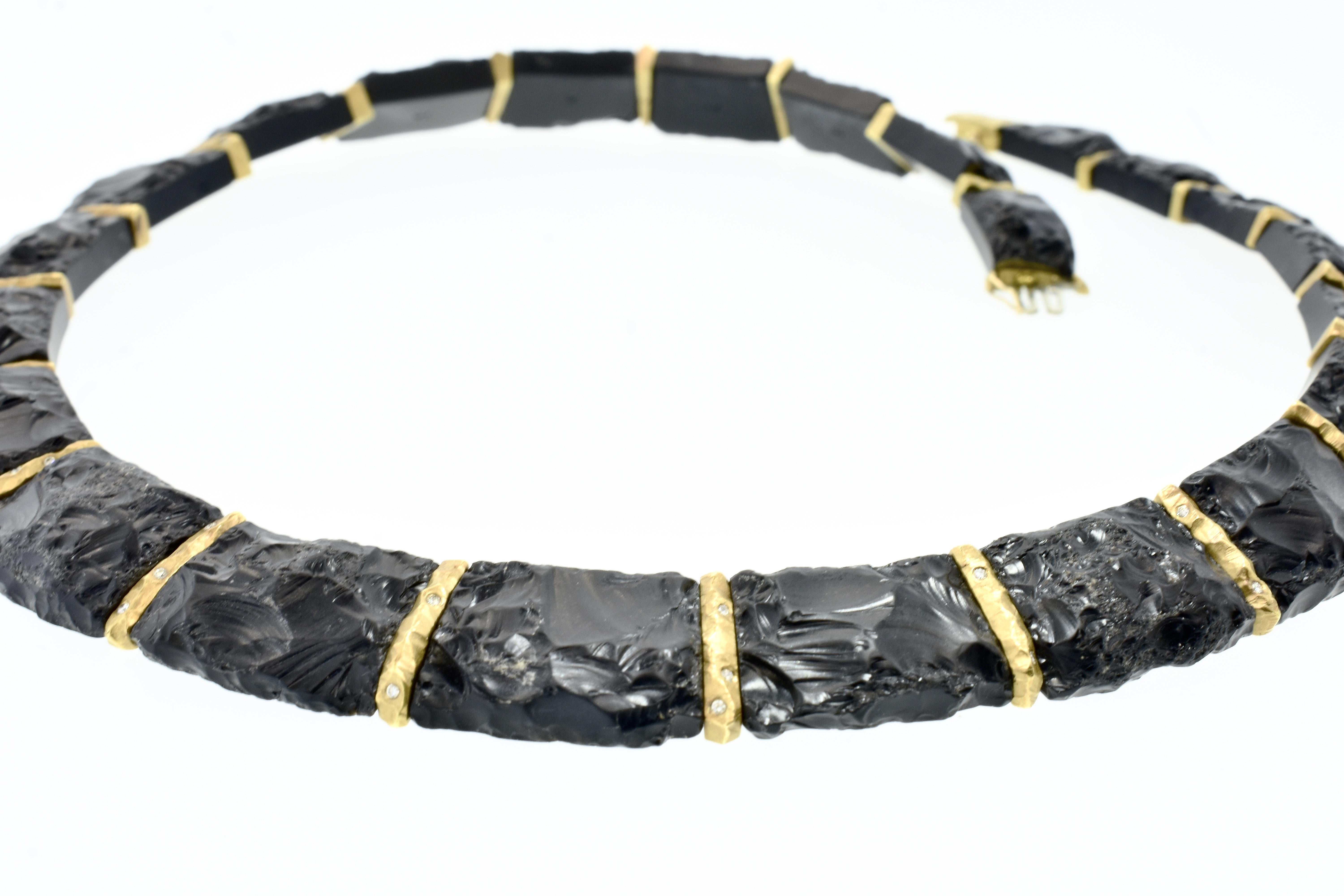 An Unusual Chiseled Onyx Necklace with 18K yellow gold and Diamonds, Modernist. In Excellent Condition For Sale In Aspen, CO
