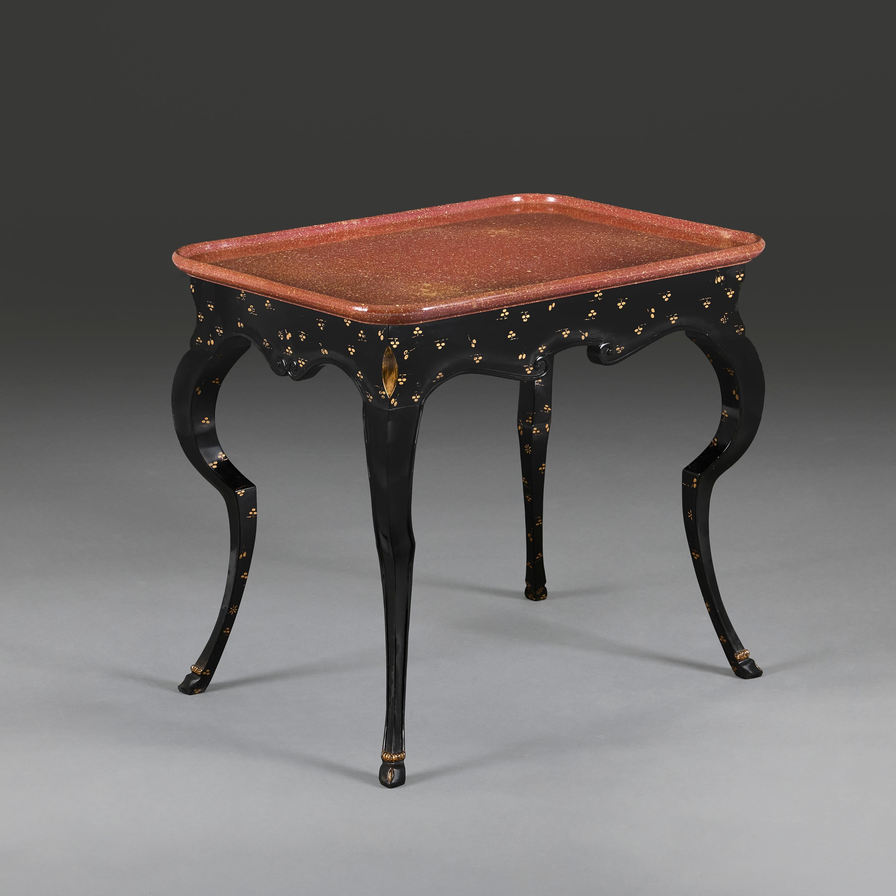 Art déco Table centrale inhabituelle en faux porphyre du début du 20e siècle en vente