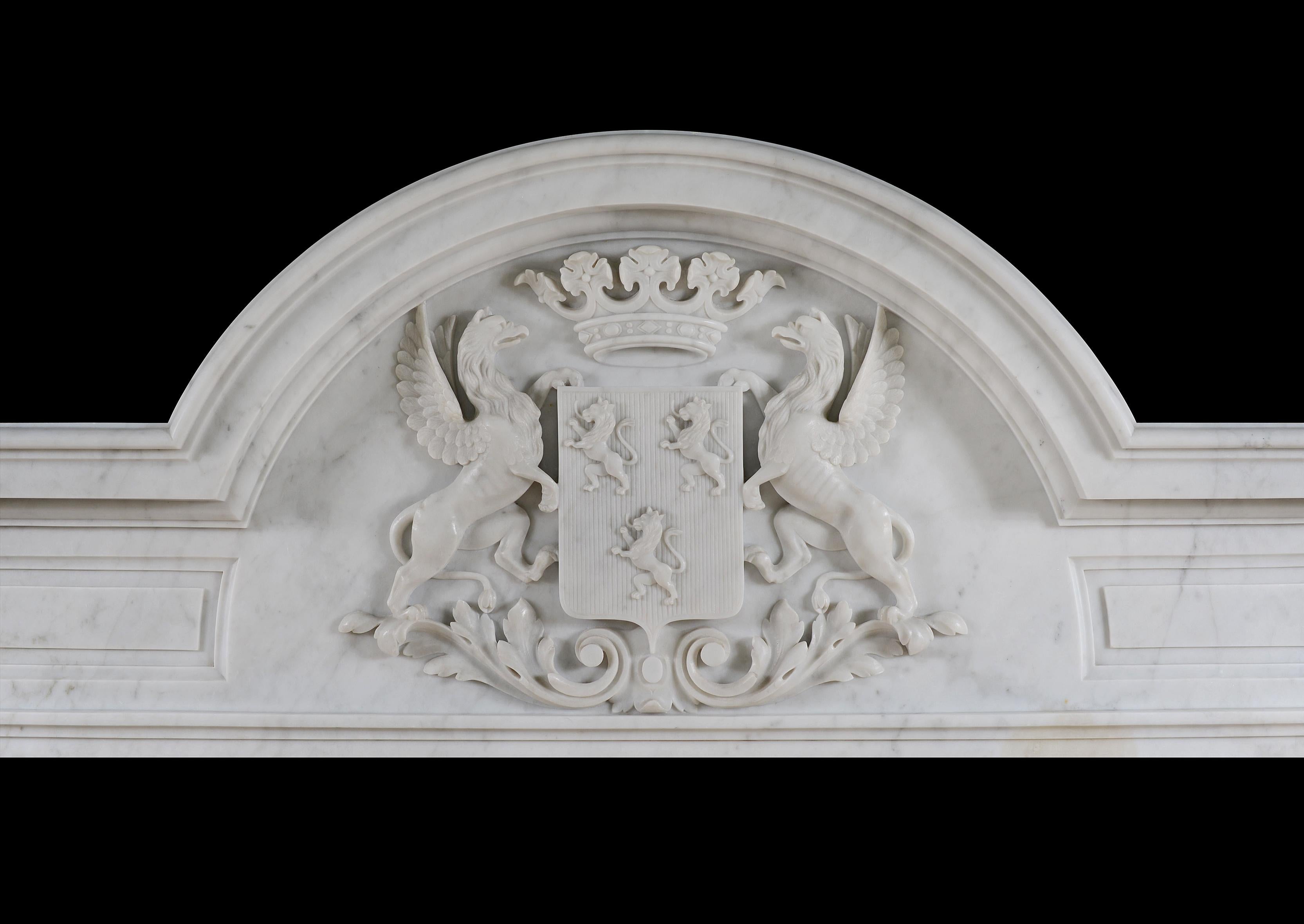 Unusual English Baroque Style Fireplace in Italian Carrara Marble In Good Condition For Sale In London, GB