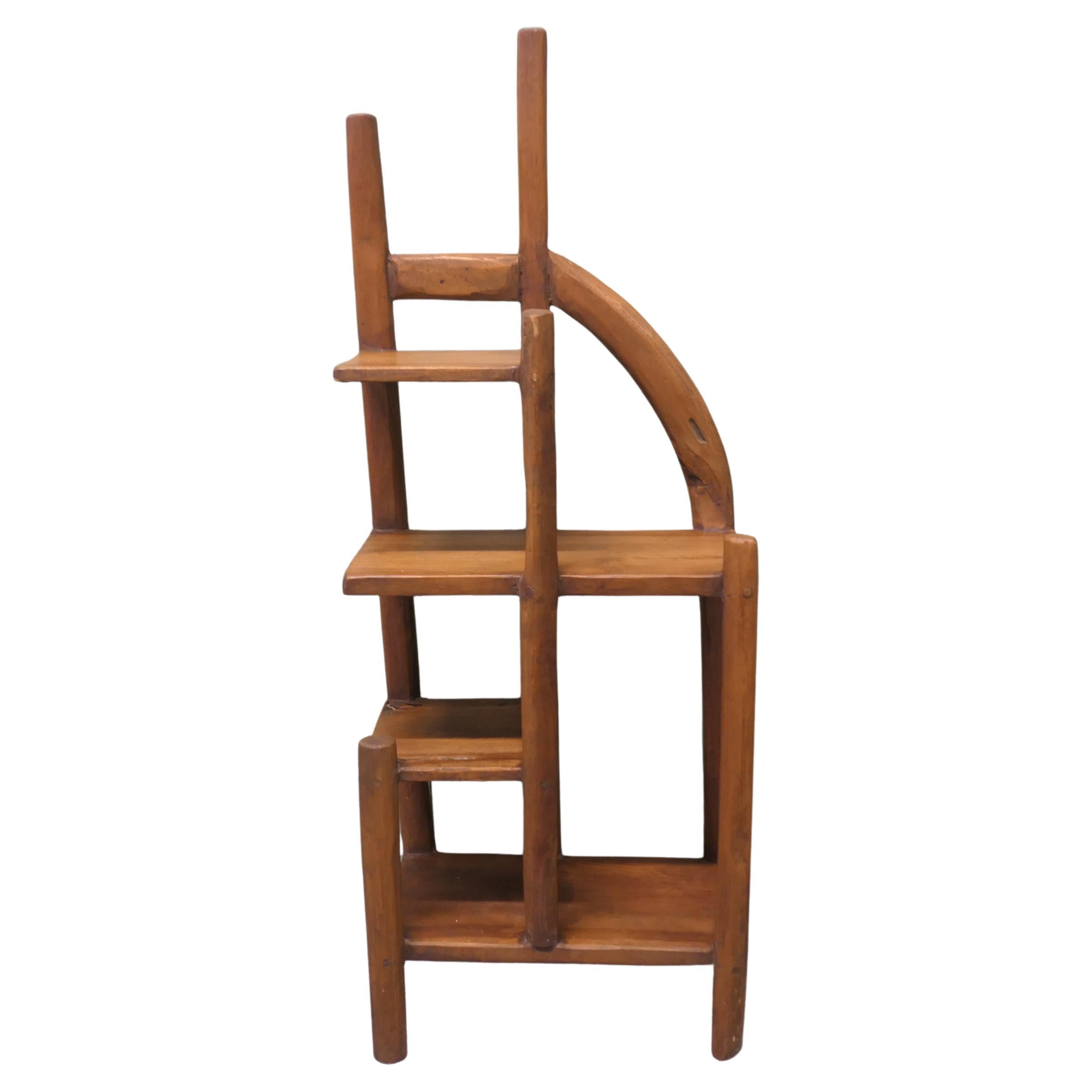 Un insolito pezzo rustico Hand Made What Not Un grande pezzo realizzato a mano in teak. in vendita