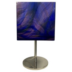 Insólita lámpara de mesa italiana de mediados de siglo con pantalla de cristal veneciano