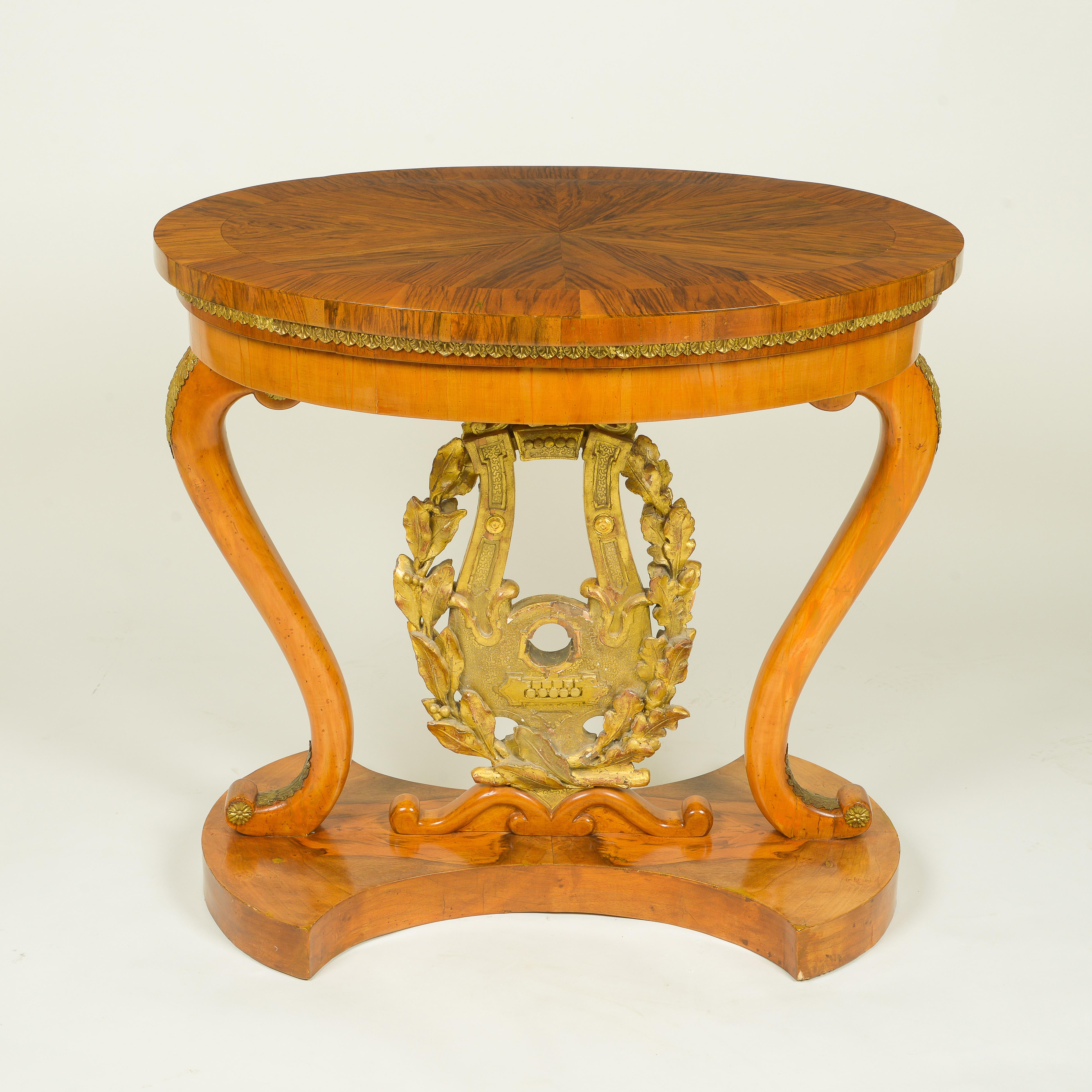 Mid-19th Century Unusual Italian Walnut and Giltwood Center Table For Sale