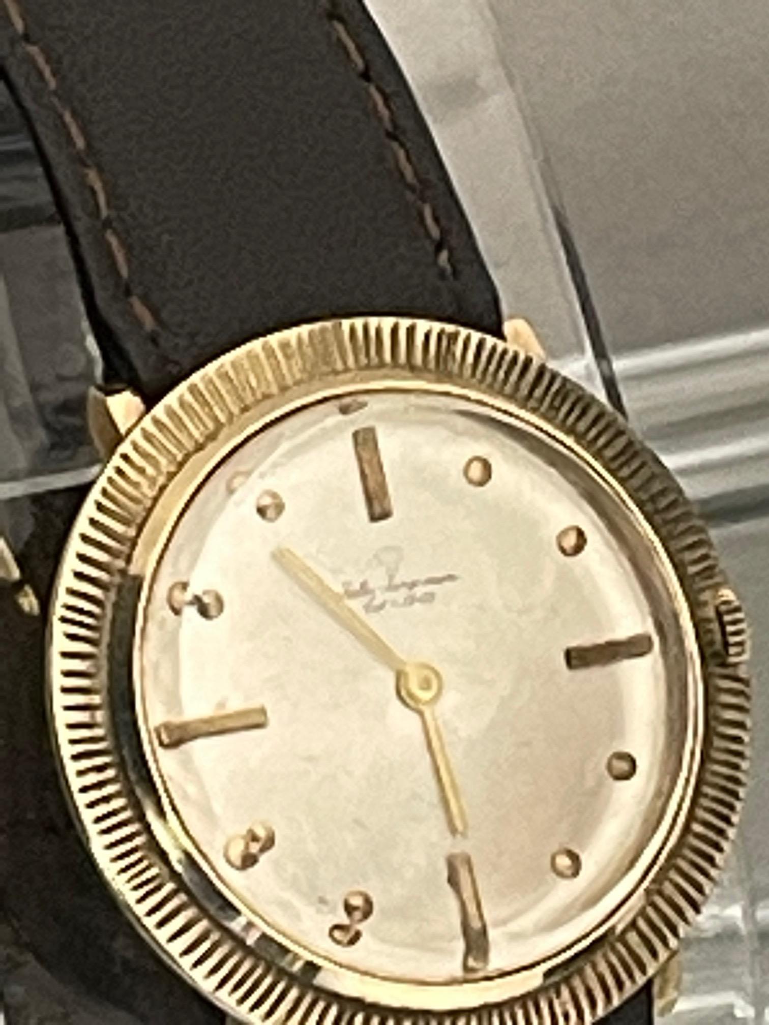 Unusual Jules Jurgensen Dress Wristwatch in 14-Karat Gold, circa 1970s 4