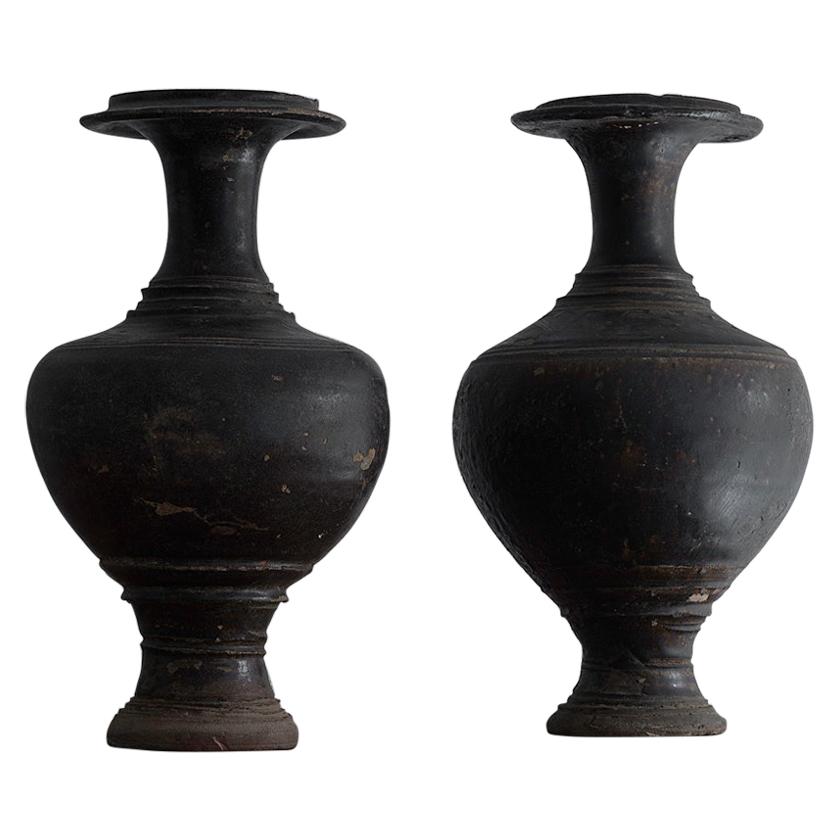 Unusual Near Pair of Khmer Vessels, Angkor Wat Period, 11th-12th Century For Sale