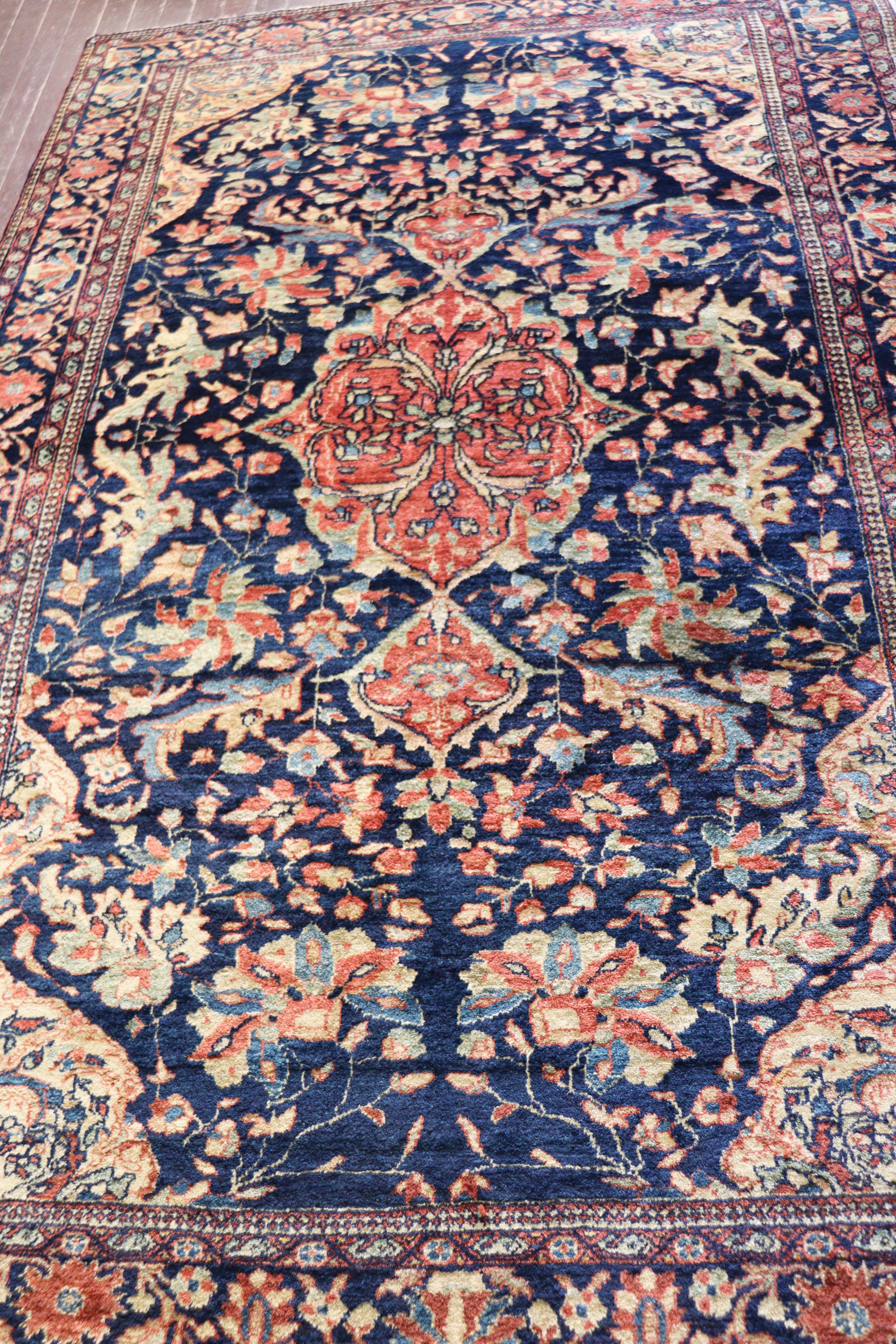  Paire de tapis persans anciens de type Feraghan Sarouk, inhabituels, 4'3