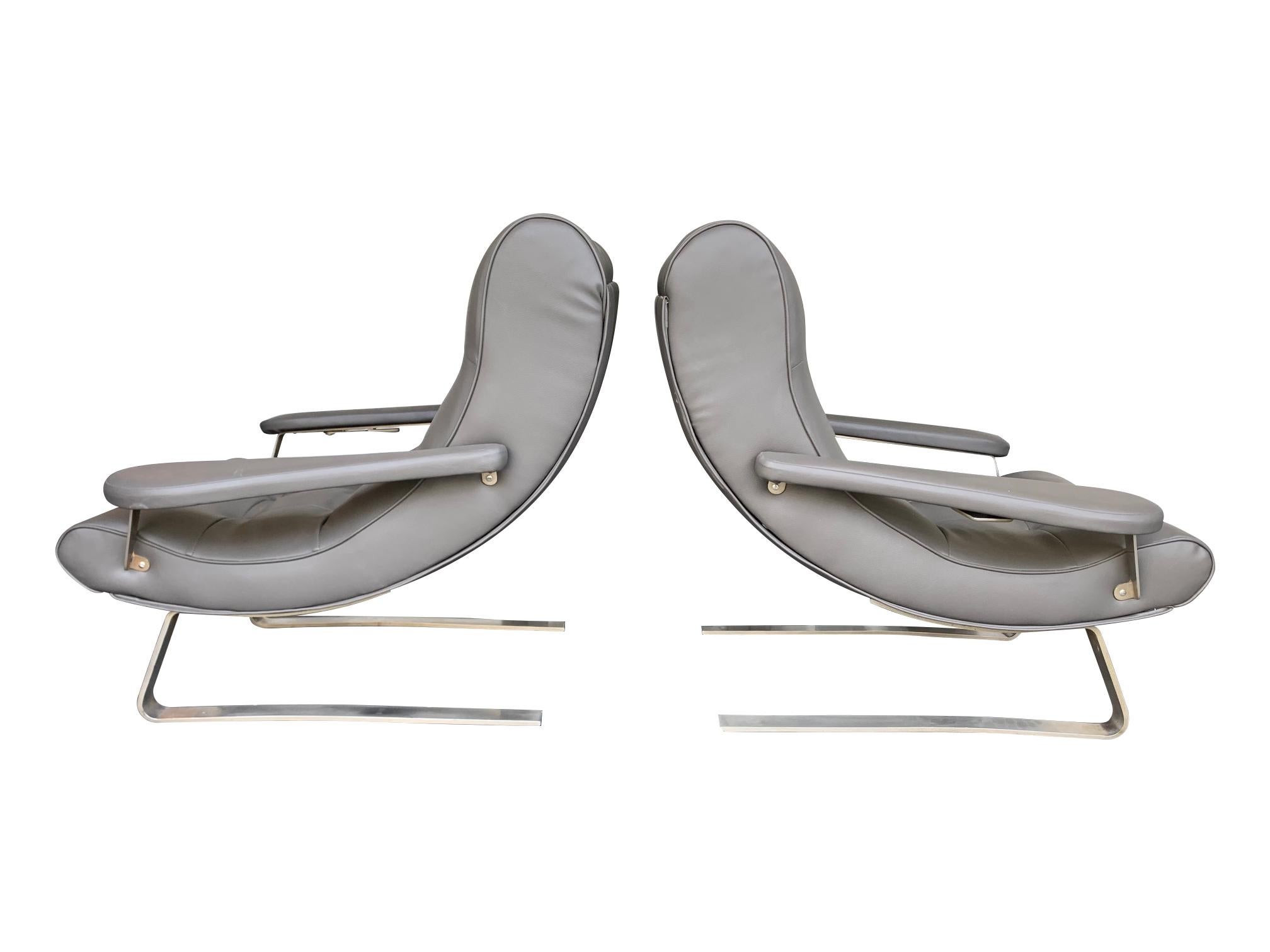 Unusual Pair of Italian 1970s Cantilevered Armchairs with Brushed Metal Legs 3