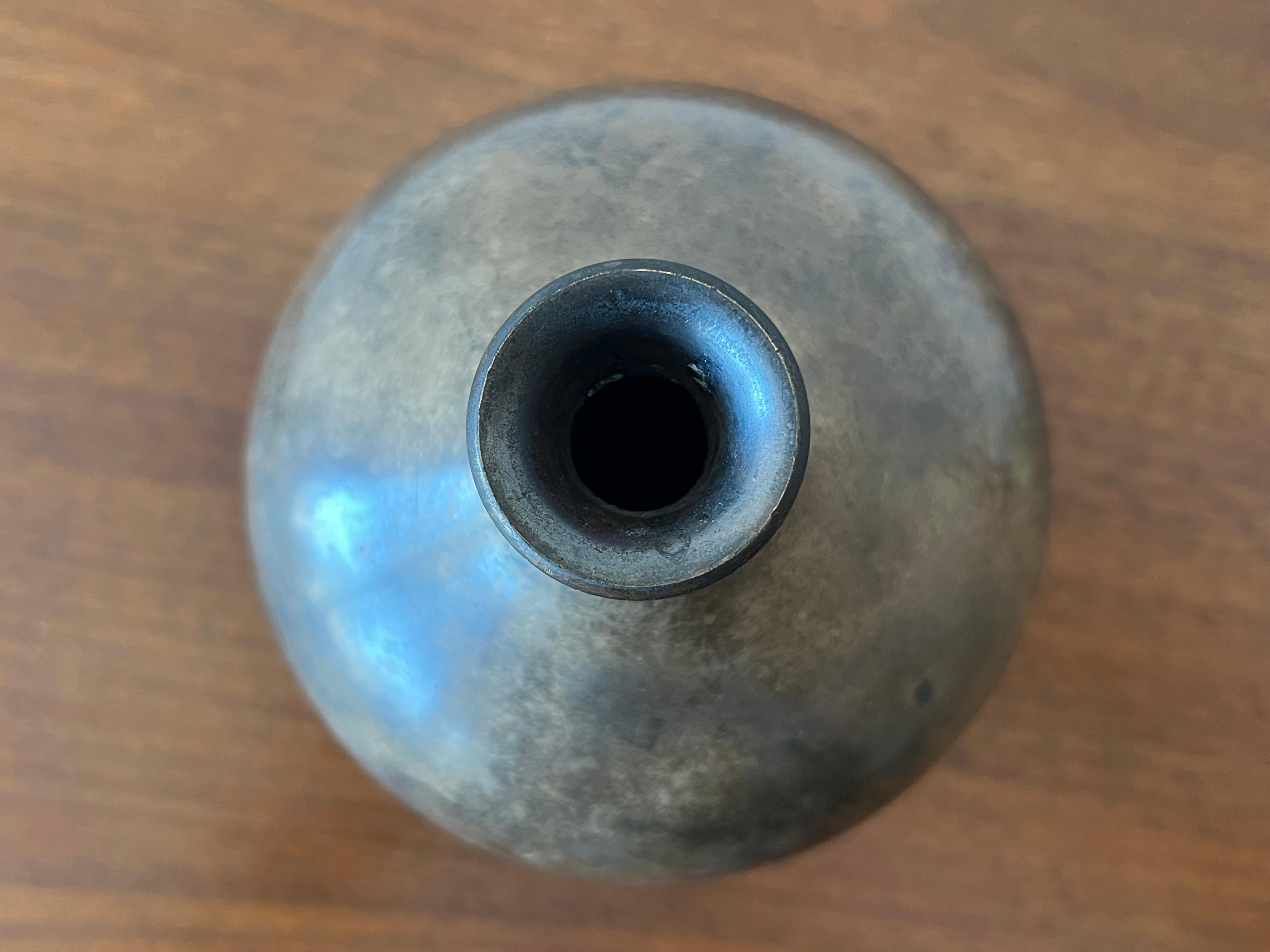 Ungewöhnliche Vase aus patinierter Bronze von Just Andersen, Dänemark, ca. 1940er Jahre (Mitte des 20. Jahrhunderts) im Angebot