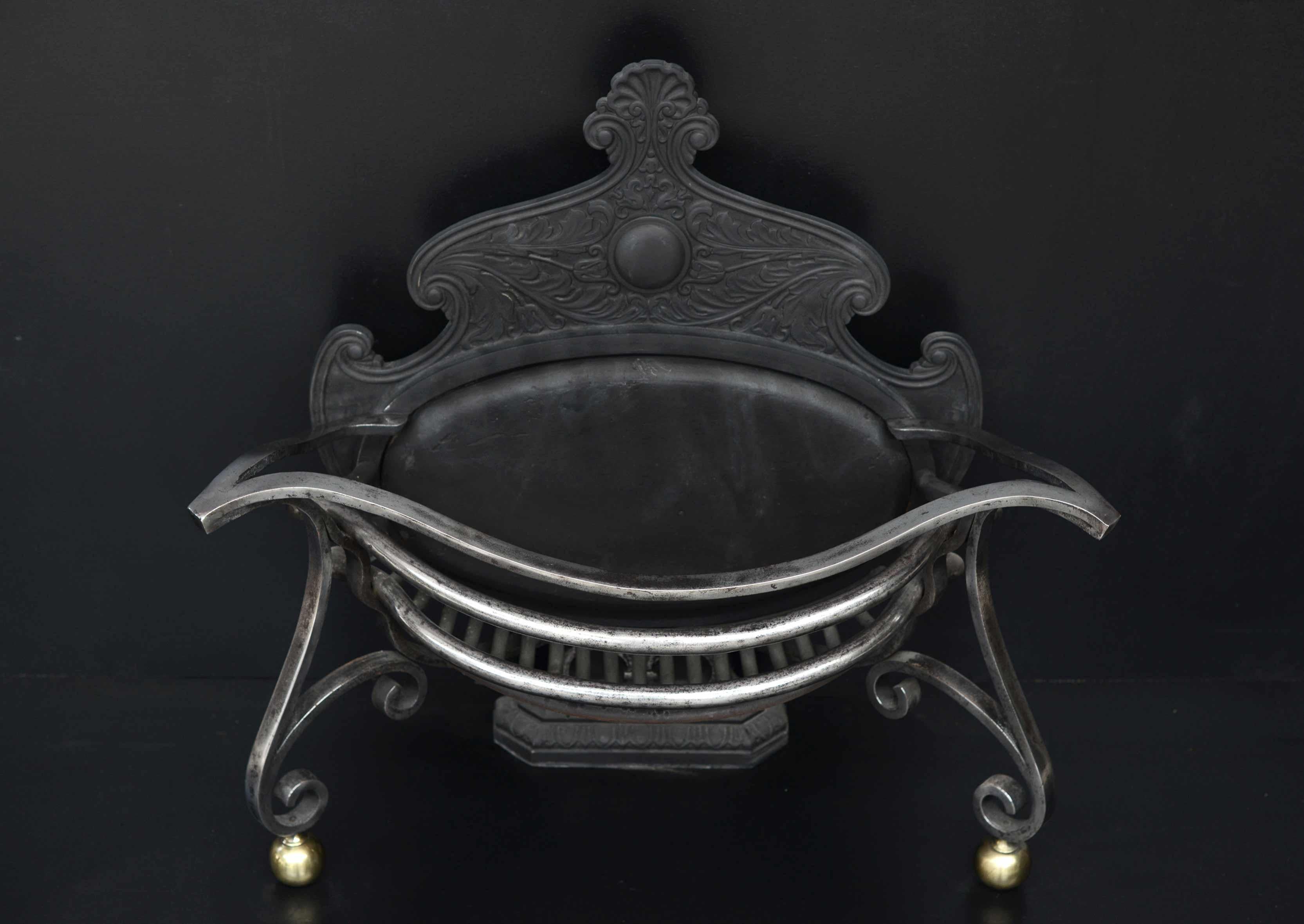 Ungewöhnlich geformter Jugendstil-Feuerkorb aus Schmiedeeisen im Zustand „Gut“ im Angebot in London, GB