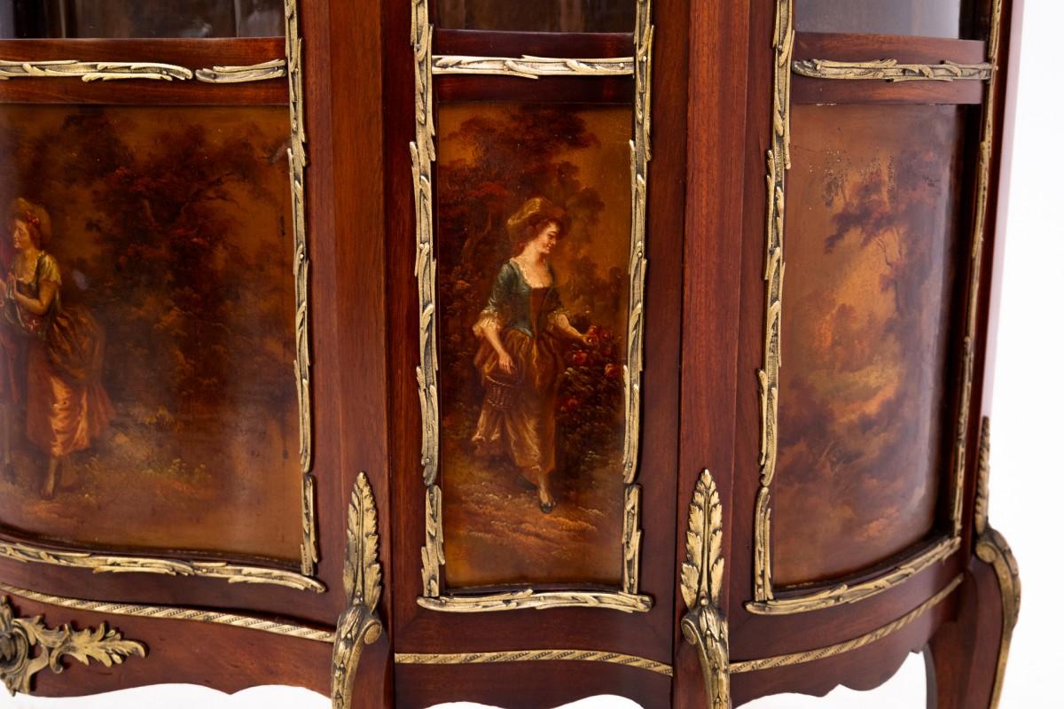Une vitrine inhabituelle, France, vers 1880. en vente 2