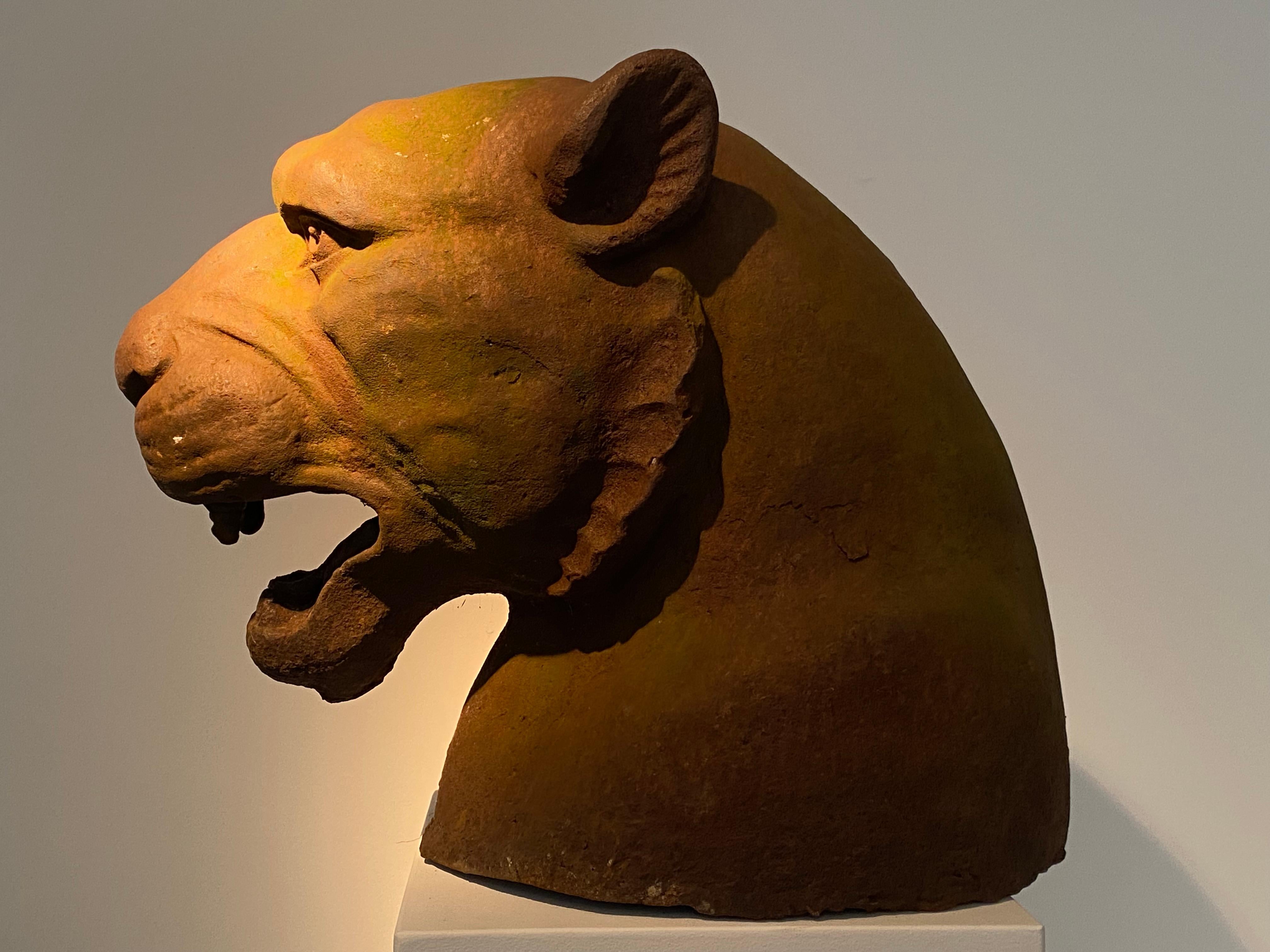 An Vintage Cast Iron Sculpture of a Lioness For Sale 6