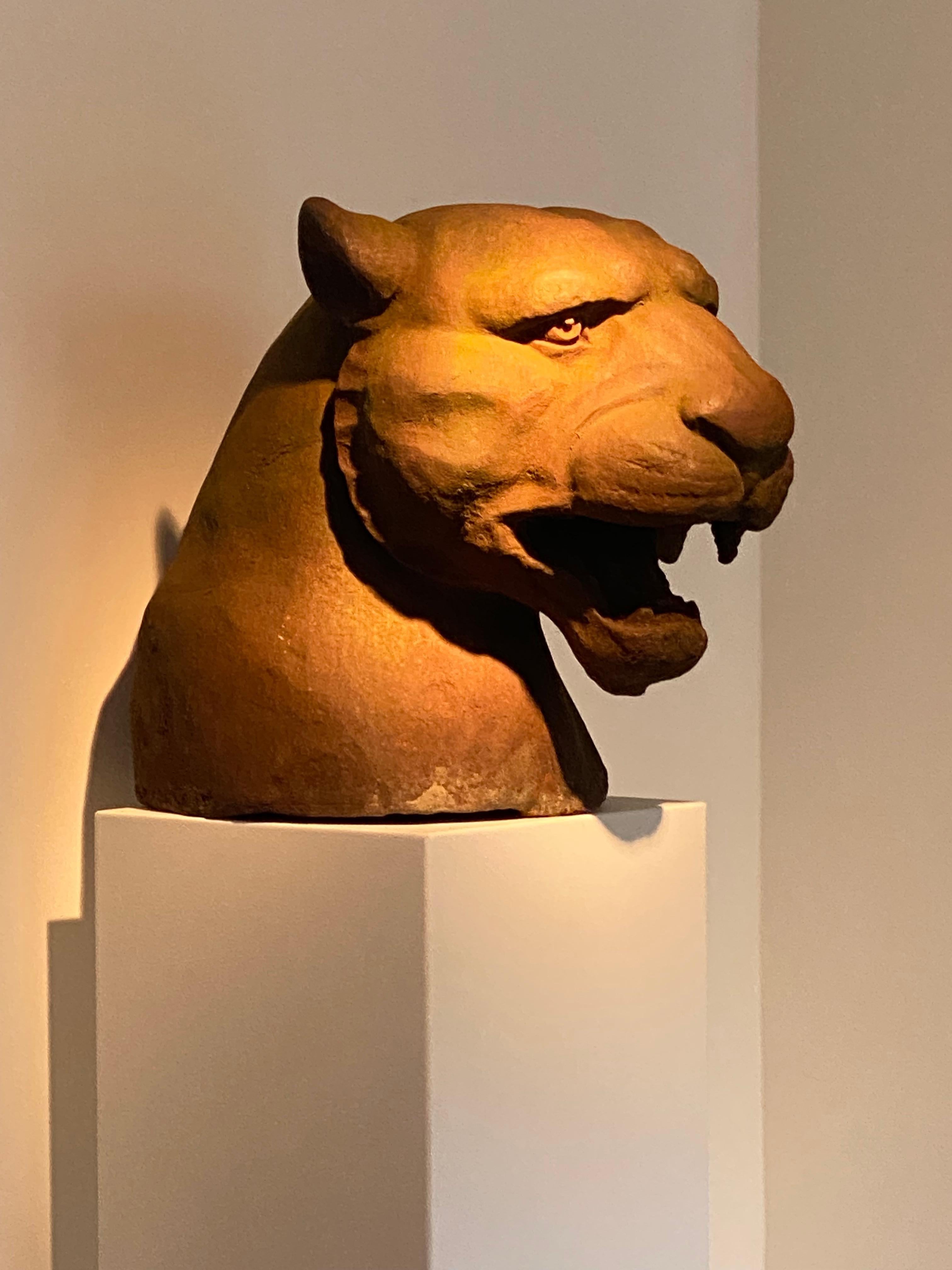 An Vintage Cast Iron Sculpture of a Lioness For Sale 3