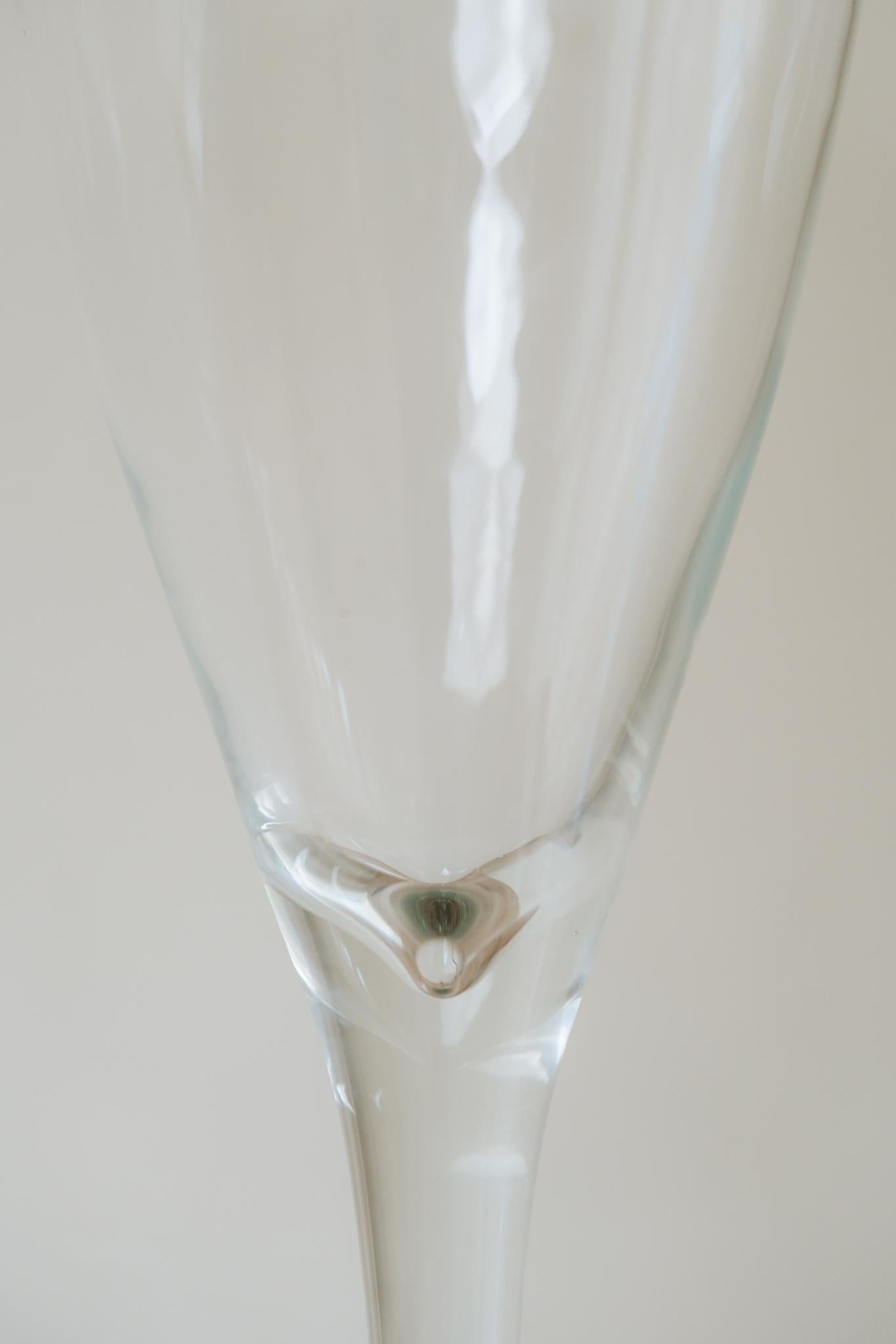 ein xl-glas champagnerglas .. (Glas) im Angebot