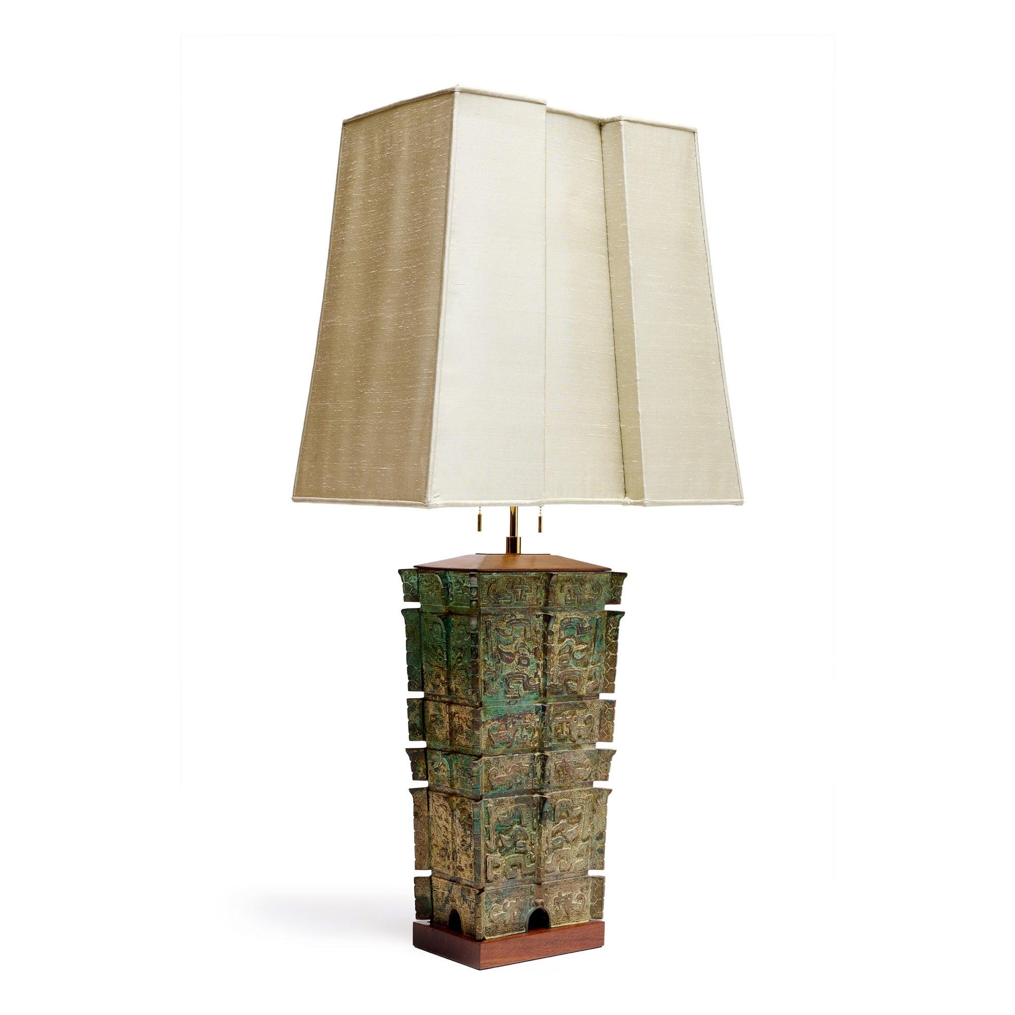 An XL Monumental Archaic Bronze Lamp In Excellent Condition For Sale In Sagaponack, NY