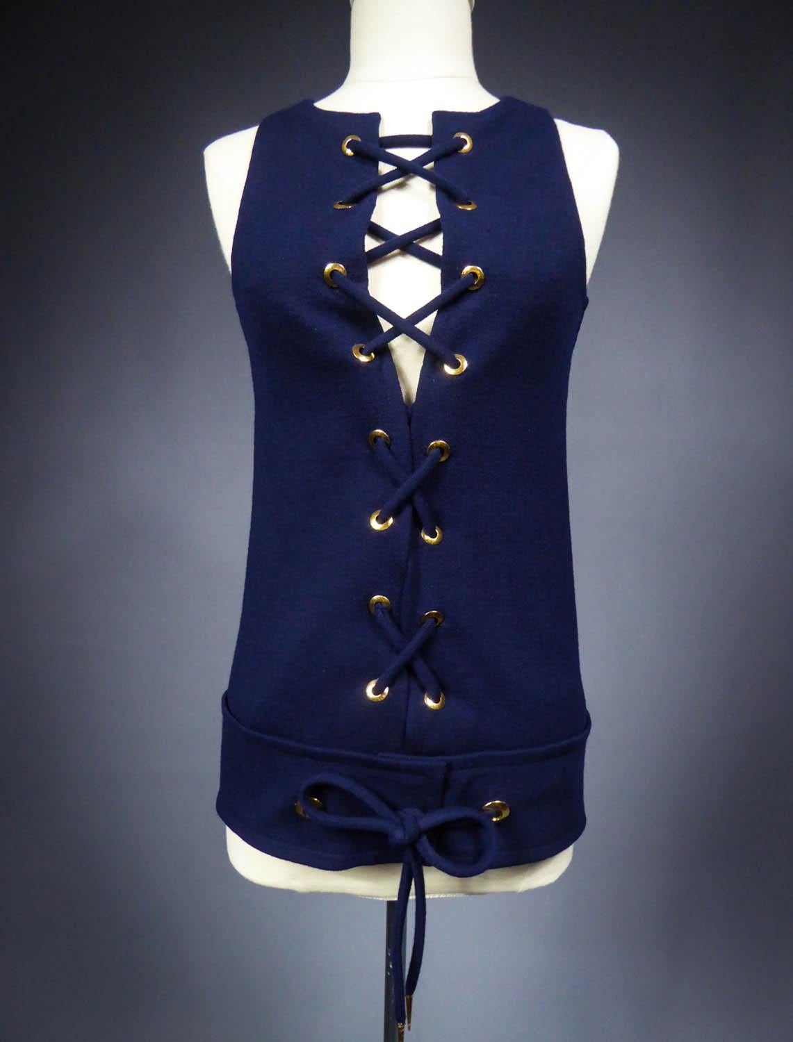 Un corsage couture Yves Saint Laurent numéroté 18603, collection 1967 Bon état - En vente à Toulon, FR