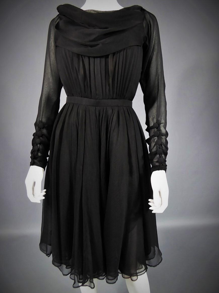 An Yves Saint Laurent Couture Little black Chiffon Dress n°63811 Circa 1989 3