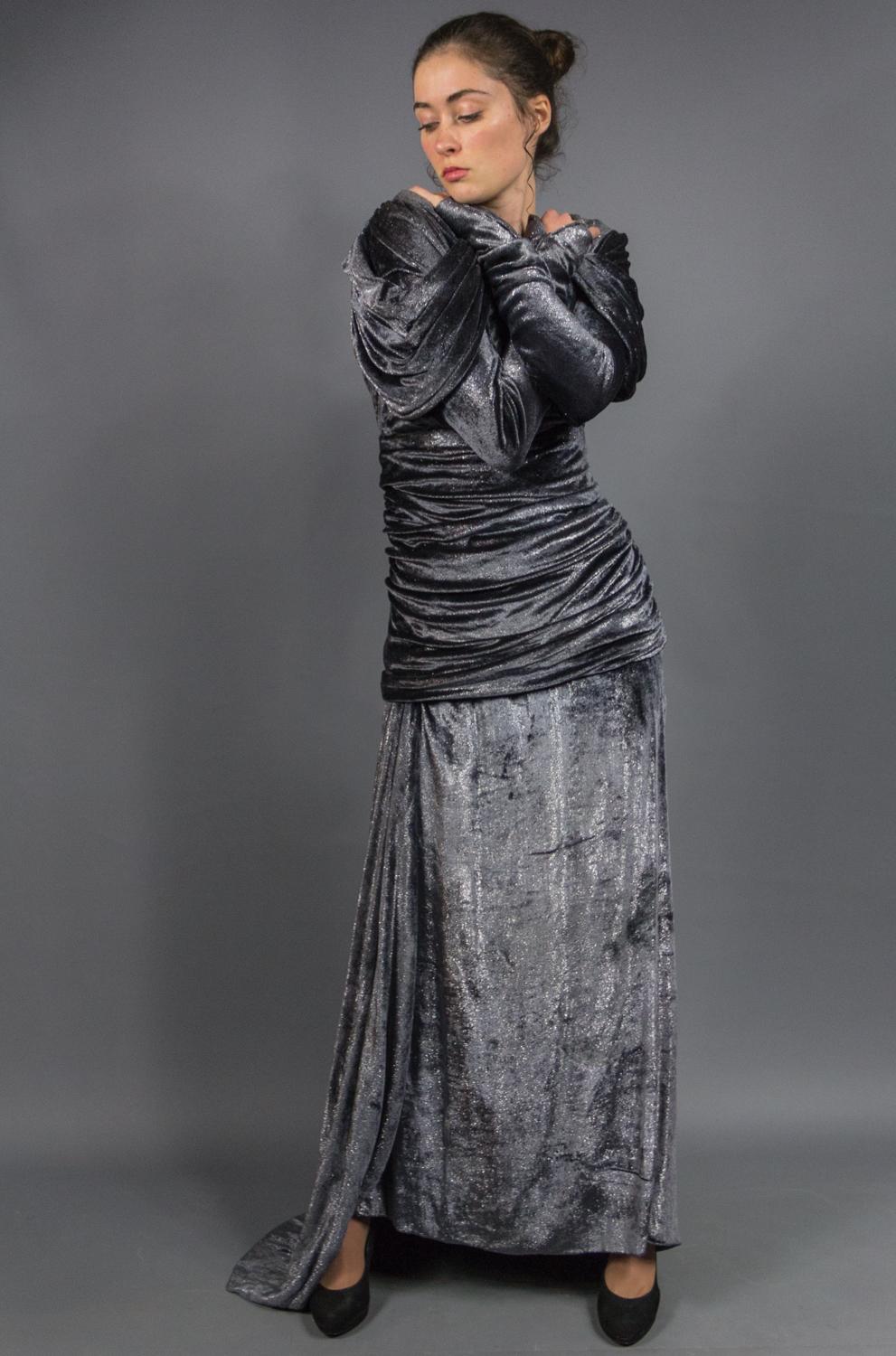 Yves Saint Laurent Couture Abendkleid aus Samt, Herbst 1982 im Angebot 12