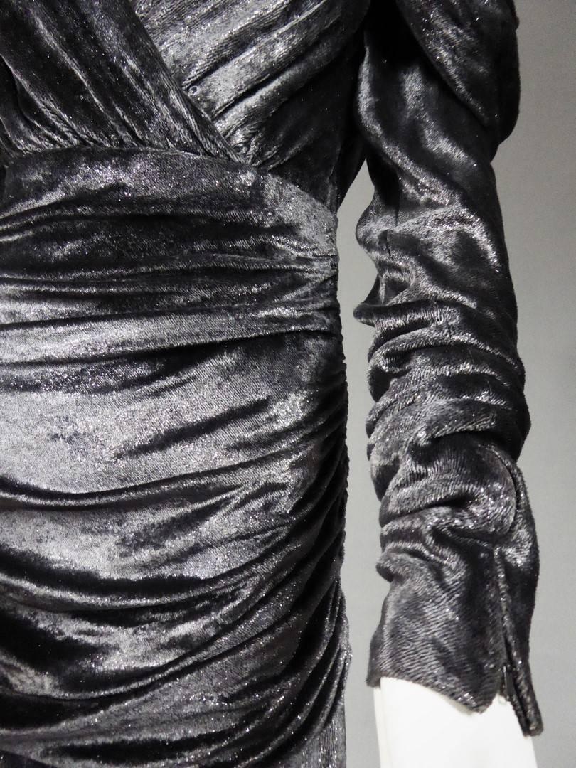 Yves Saint Laurent Couture Abendkleid aus Samt, Herbst 1982 im Angebot 3