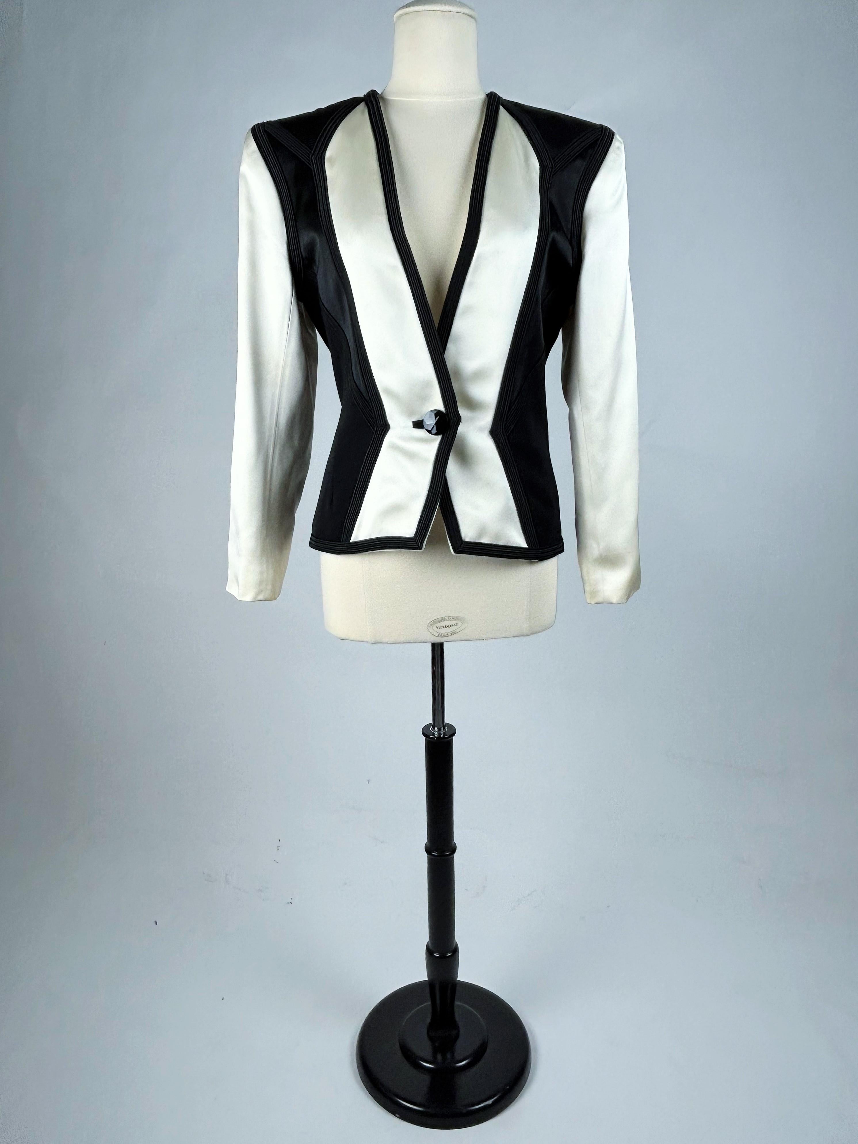 Ein Yves Saint Laurent Rive Gauche-Jacke, inspiriert von Picasso, um 1989 im Angebot 3