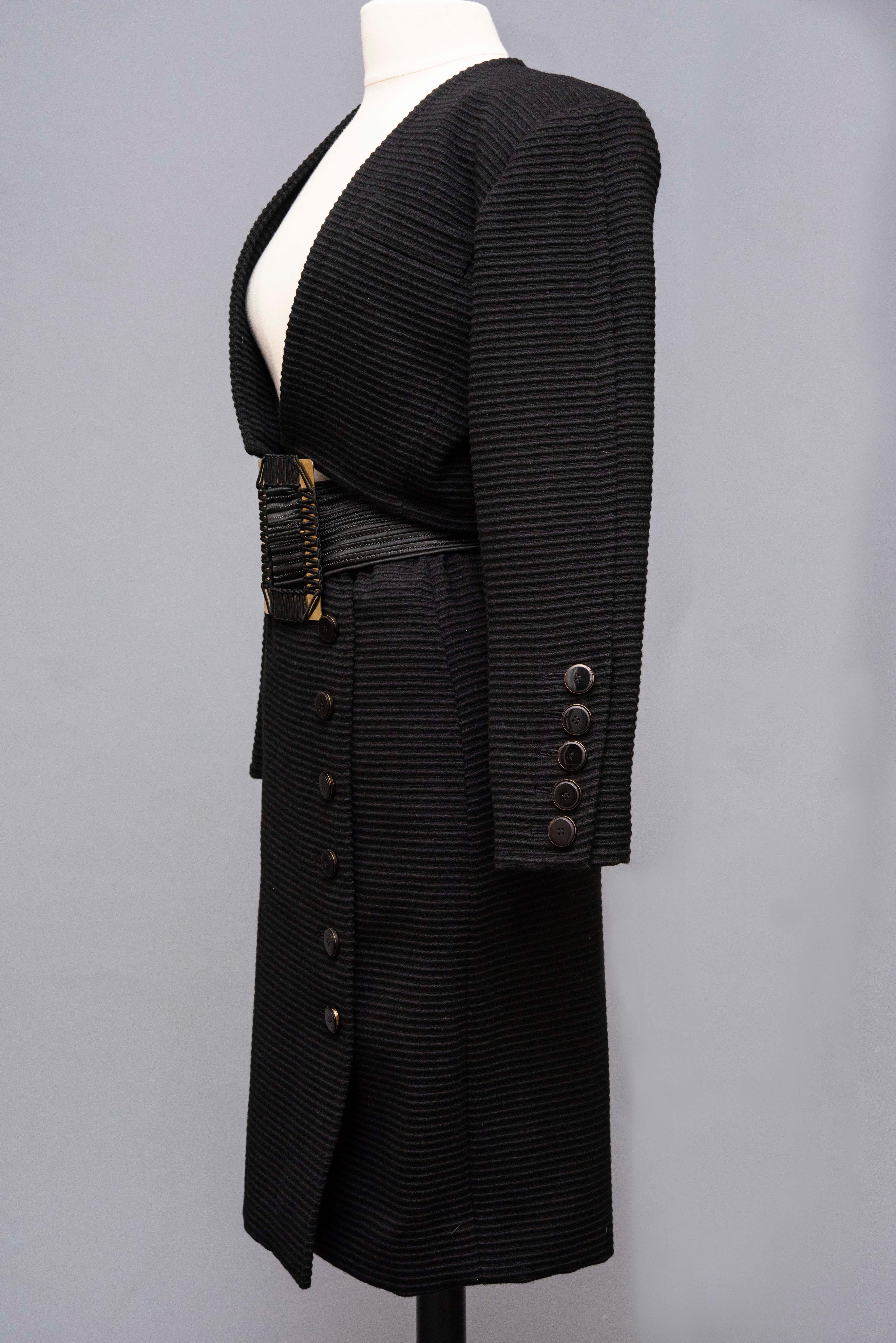 An Yves Saint Laurent Rive Gauche Skirt suit Circa 1988/1992 In Good Condition For Sale In Toulon, FR