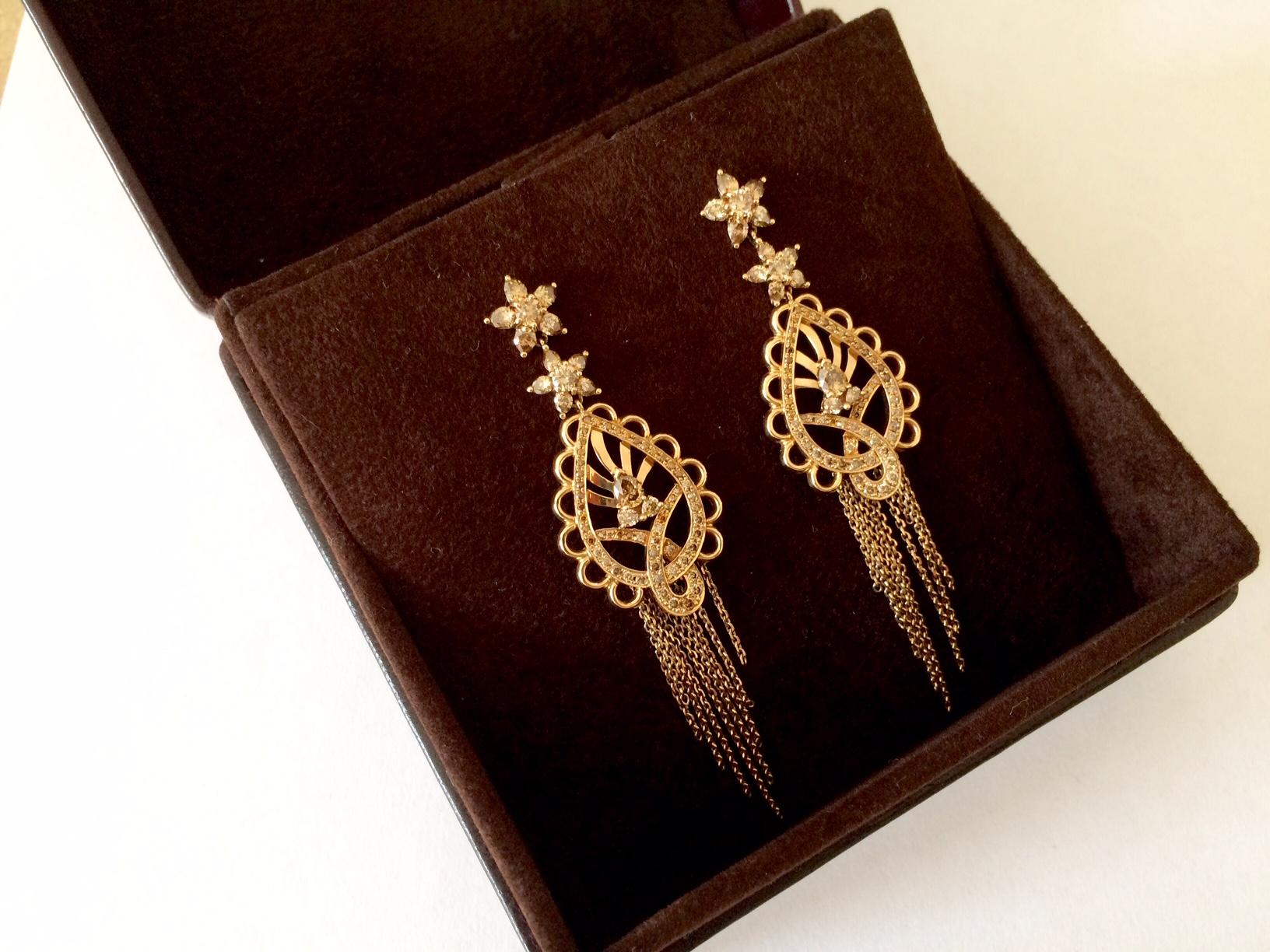 Ana de Costa Rose Gold Cognac Diamond Paisley Drop Chain Earrings Pendant Set For Sale 3