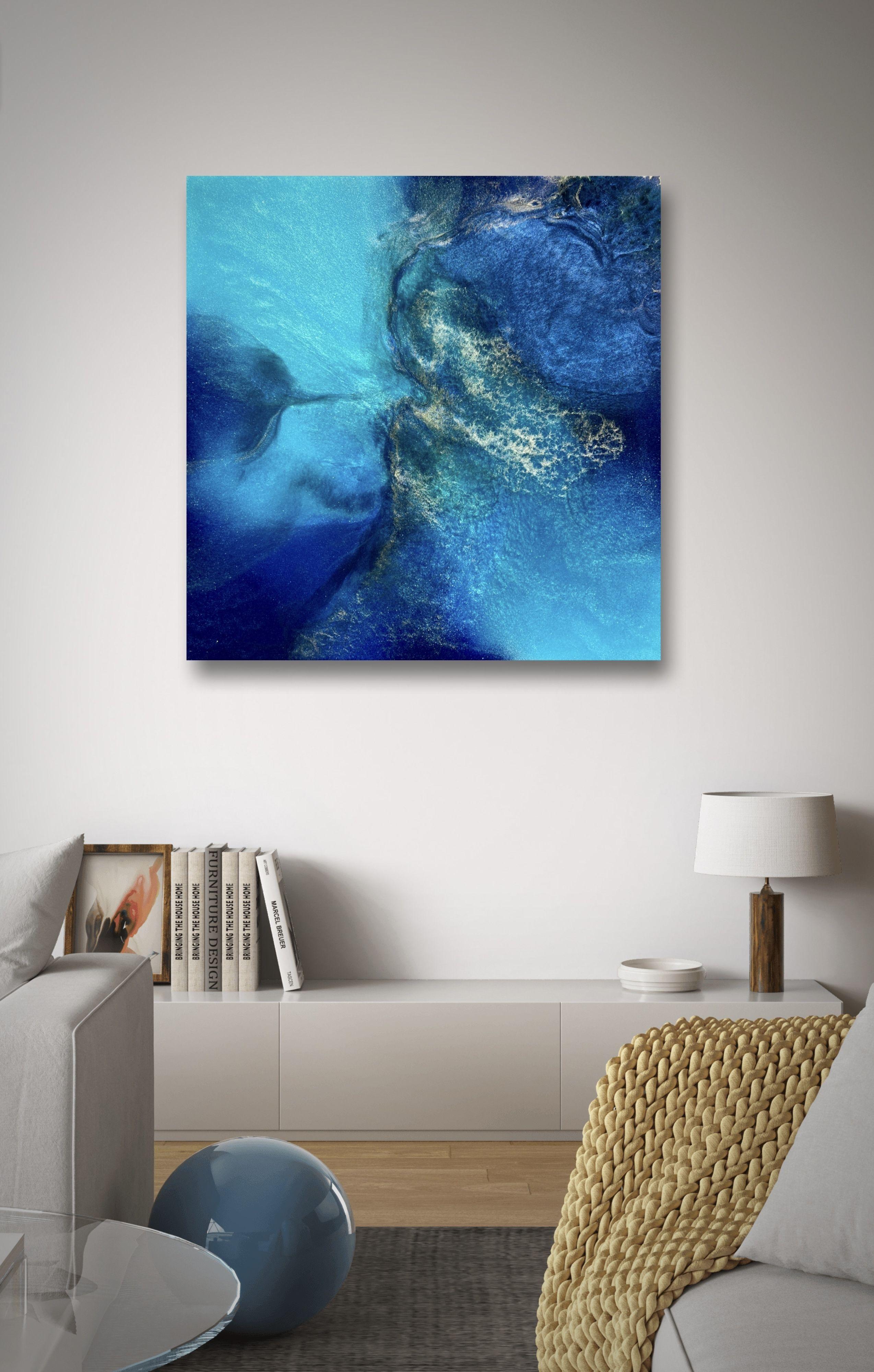 Quadro astratto a strati colorati, diverse tonalità di blu, marina, turchese, verde, rame e oro Tela tesa con profilo da 24